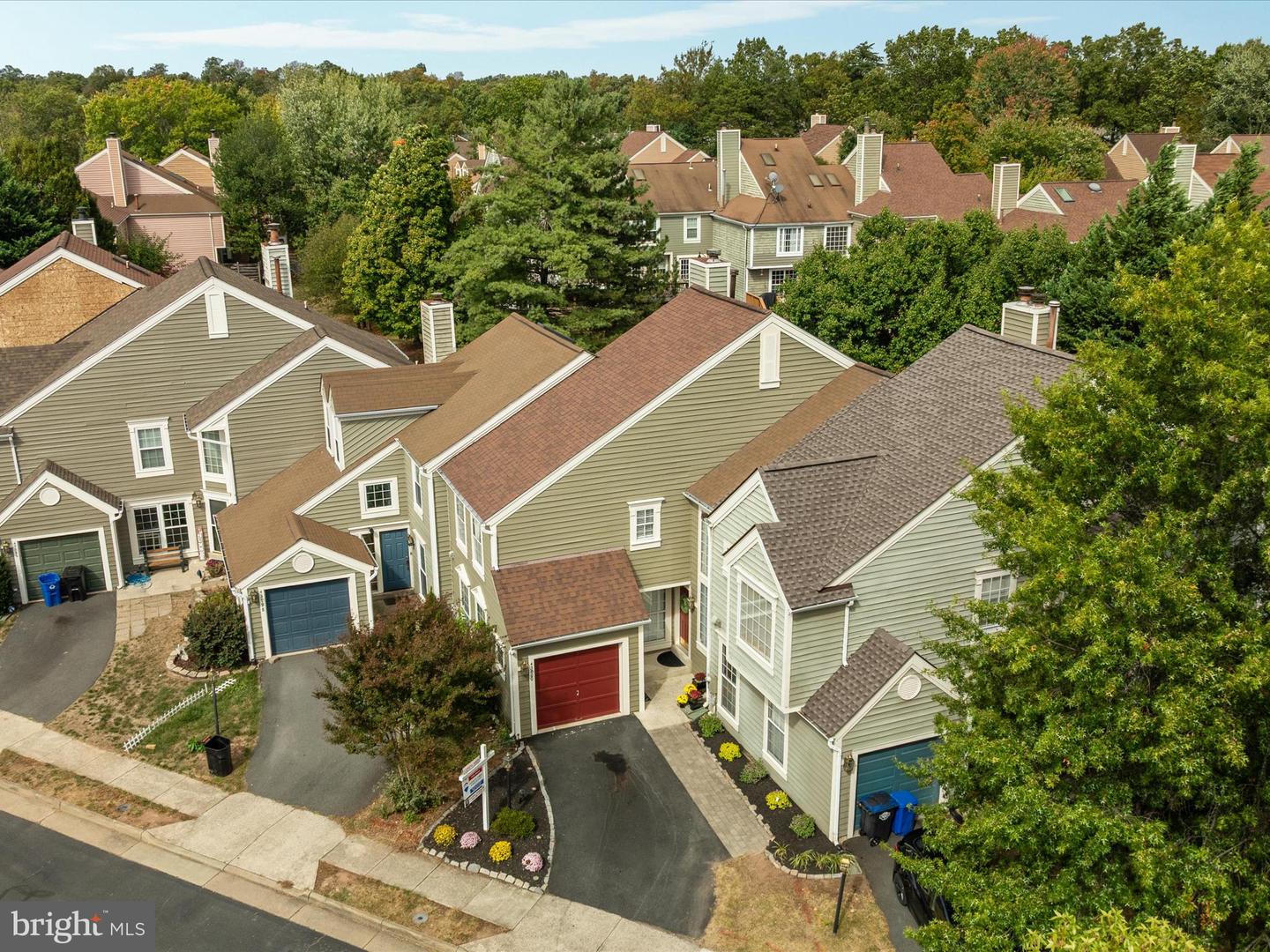 43800 STONEBRIDGE DR, ASHBURN, Virginia 20147, 3 Bedrooms Bedrooms, ,3 BathroomsBathrooms,Residential,For sale,43800 STONEBRIDGE DR,VALO2107906 MLS # VALO2107906