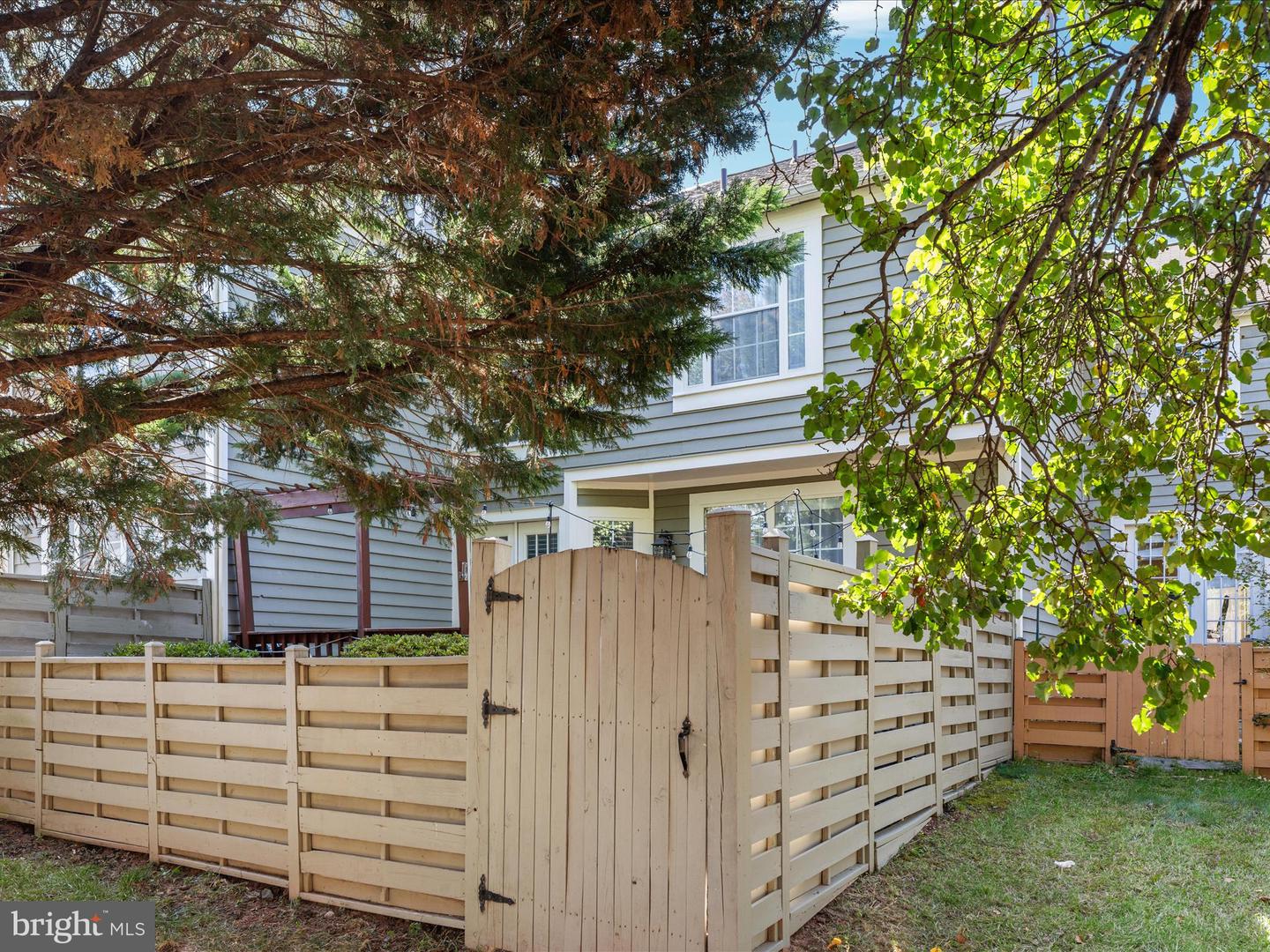 43800 STONEBRIDGE DR, ASHBURN, Virginia 20147, 3 Bedrooms Bedrooms, ,3 BathroomsBathrooms,Residential,For sale,43800 STONEBRIDGE DR,VALO2107906 MLS # VALO2107906