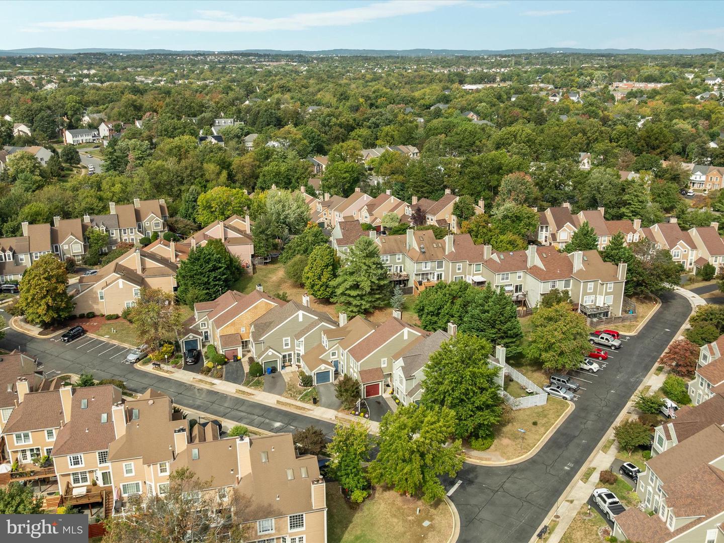 43800 STONEBRIDGE DR, ASHBURN, Virginia 20147, 3 Bedrooms Bedrooms, ,3 BathroomsBathrooms,Residential,For sale,43800 STONEBRIDGE DR,VALO2107906 MLS # VALO2107906