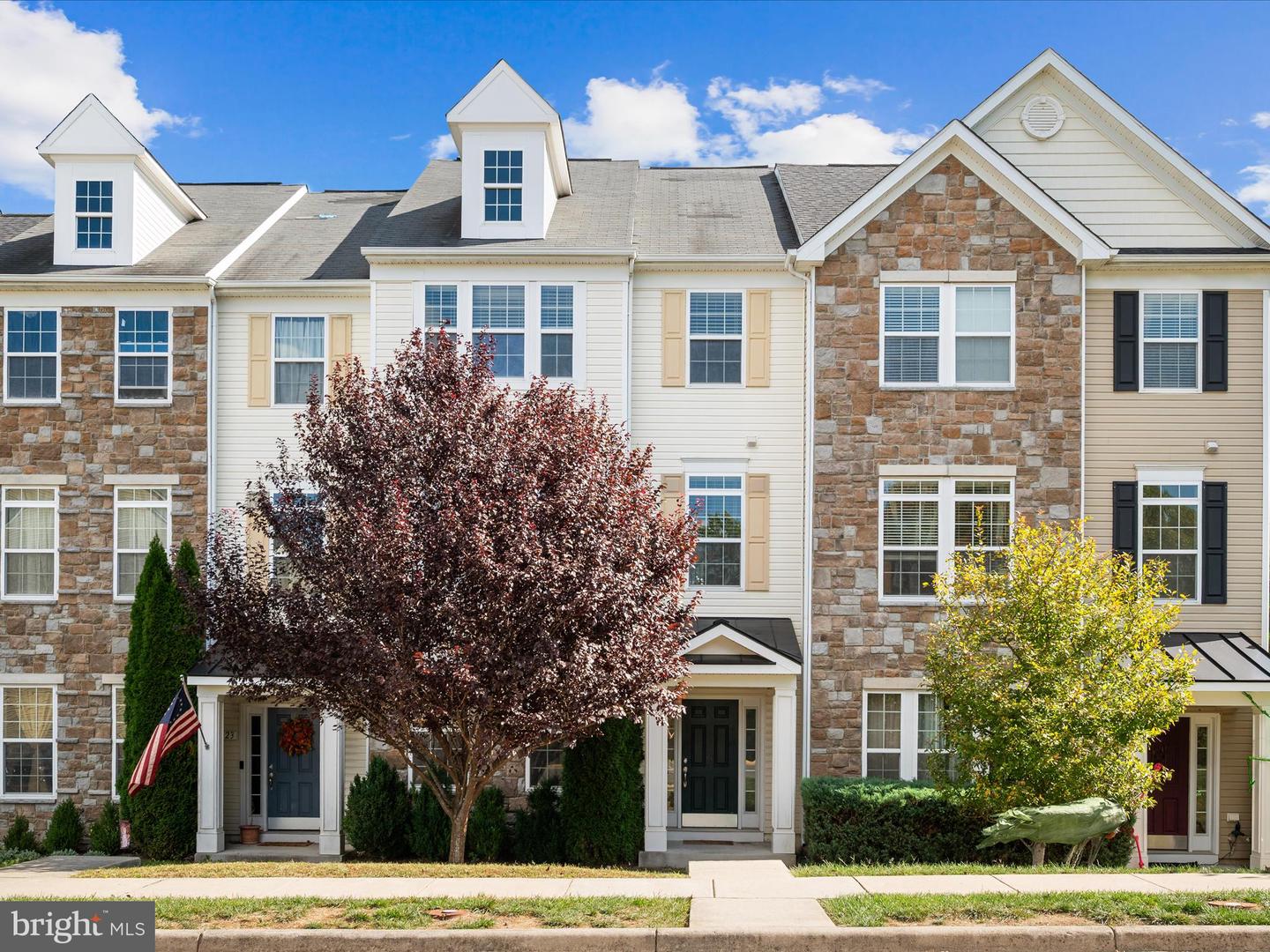 125 CHESHIRE CT, WINCHESTER, Virginia 22602, 4 Bedrooms Bedrooms, 14 Rooms Rooms,3 BathroomsBathrooms,Residential,For sale,125 CHESHIRE CT,VAFV2037132 MLS # VAFV2037132