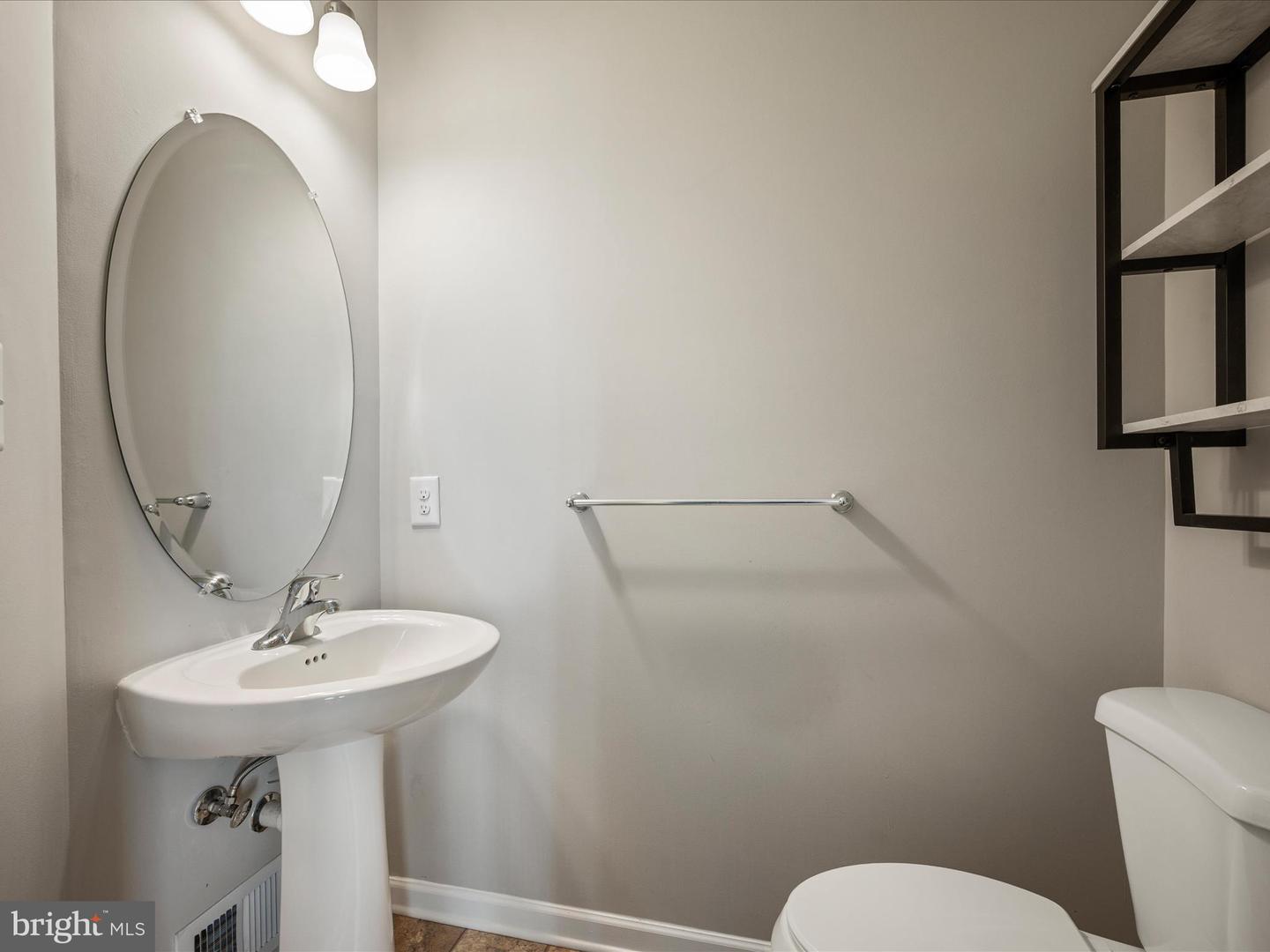 125 CHESHIRE CT, WINCHESTER, Virginia 22602, 4 Bedrooms Bedrooms, 14 Rooms Rooms,3 BathroomsBathrooms,Residential,For sale,125 CHESHIRE CT,VAFV2037132 MLS # VAFV2037132