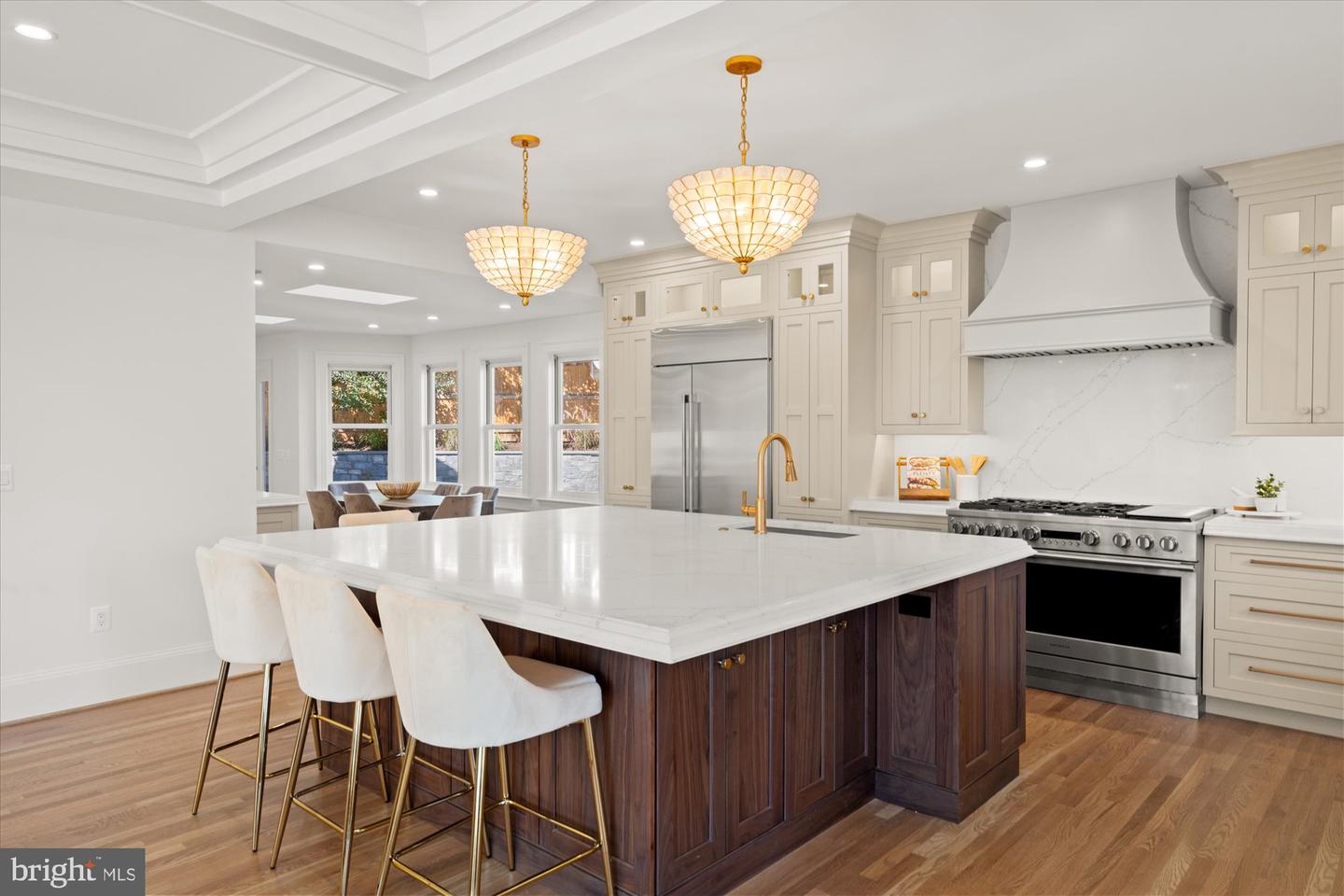 1814 EDGEHILL DR, ALEXANDRIA, Virginia 22307, 6 Bedrooms Bedrooms, ,5 BathroomsBathrooms,Residential,For sale,1814 EDGEHILL DR,VAFX2270334 MLS # VAFX2270334
