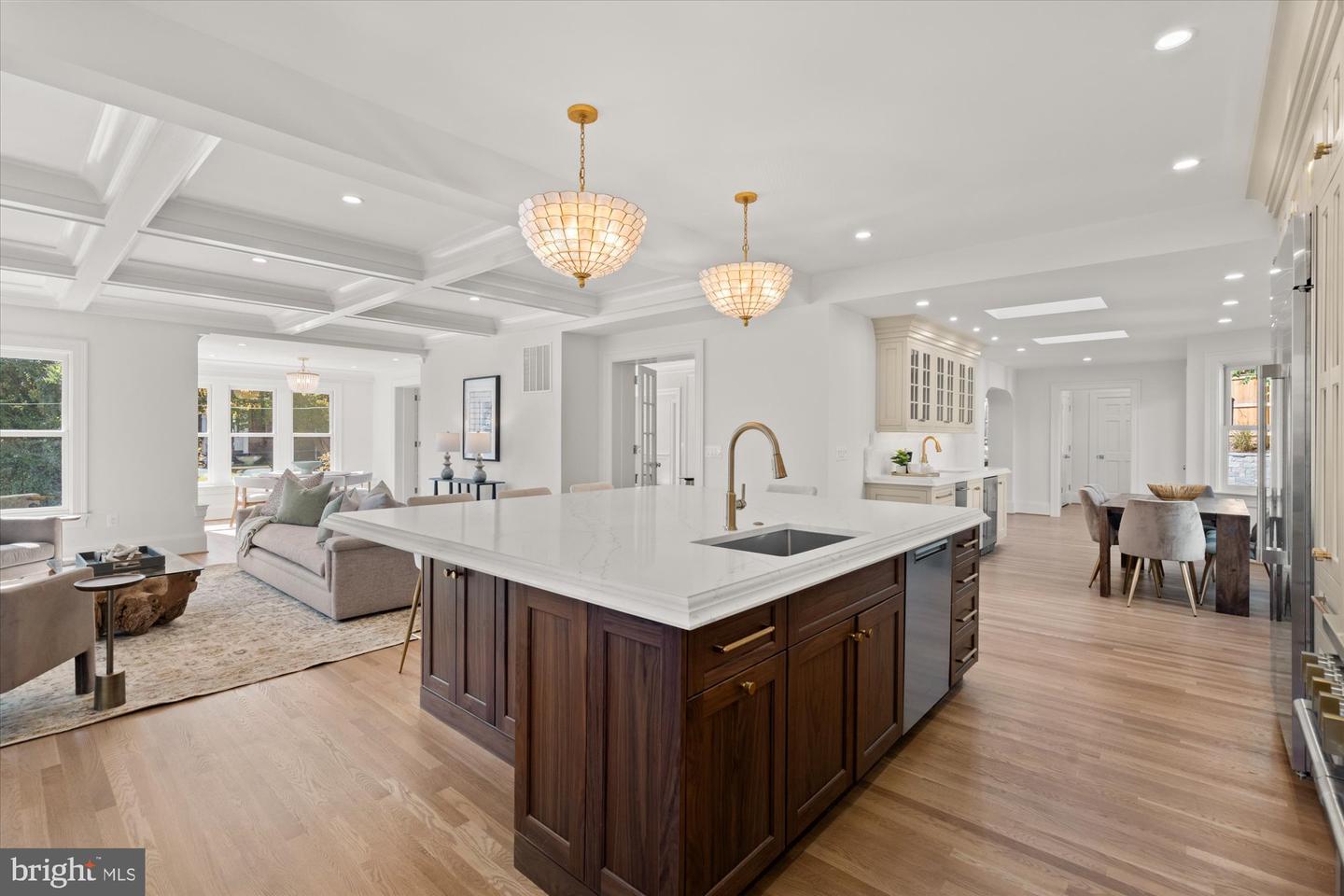 1814 EDGEHILL DR, ALEXANDRIA, Virginia 22307, 6 Bedrooms Bedrooms, ,5 BathroomsBathrooms,Residential,For sale,1814 EDGEHILL DR,VAFX2270334 MLS # VAFX2270334