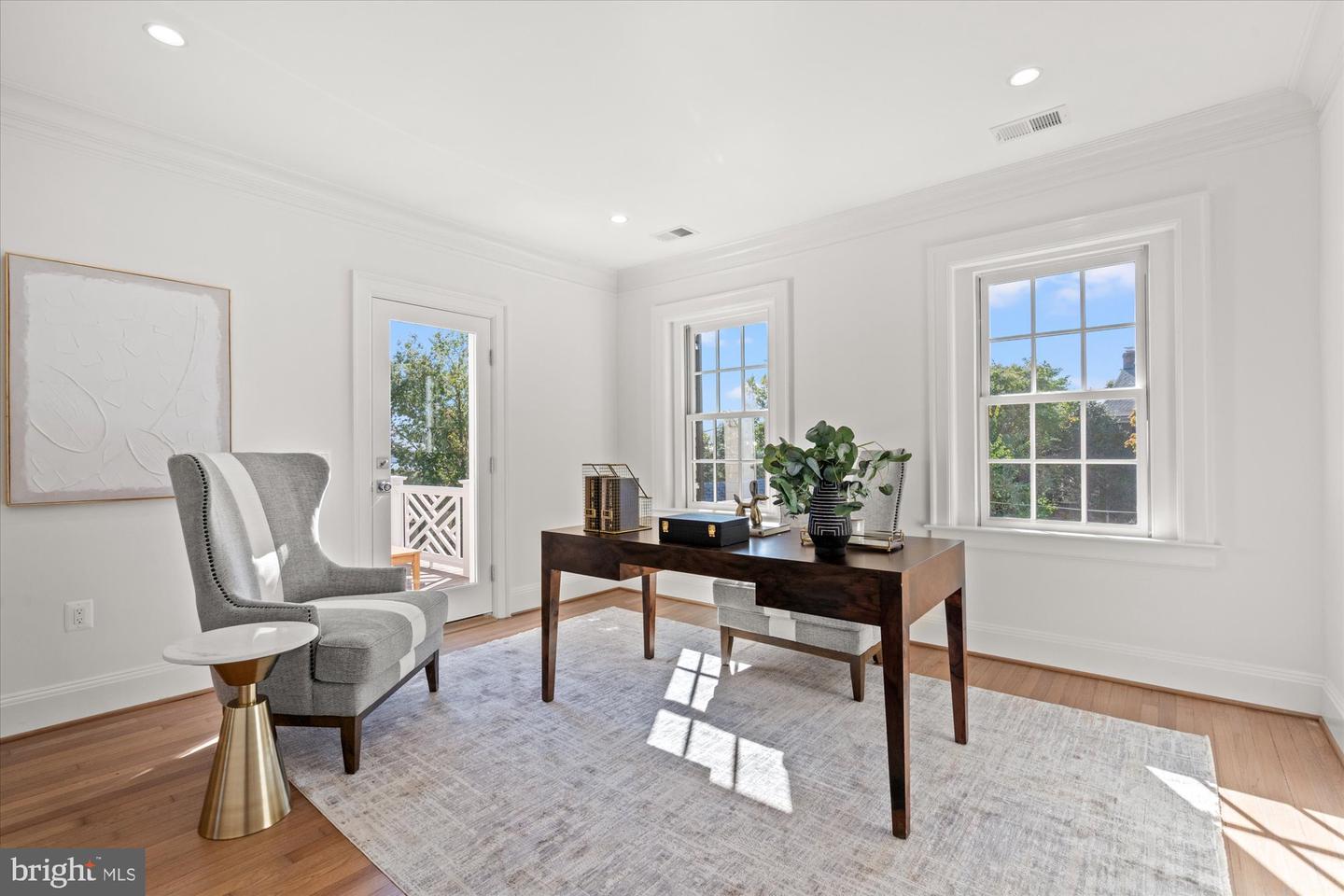 1814 EDGEHILL DR, ALEXANDRIA, Virginia 22307, 6 Bedrooms Bedrooms, ,5 BathroomsBathrooms,Residential,For sale,1814 EDGEHILL DR,VAFX2270334 MLS # VAFX2270334