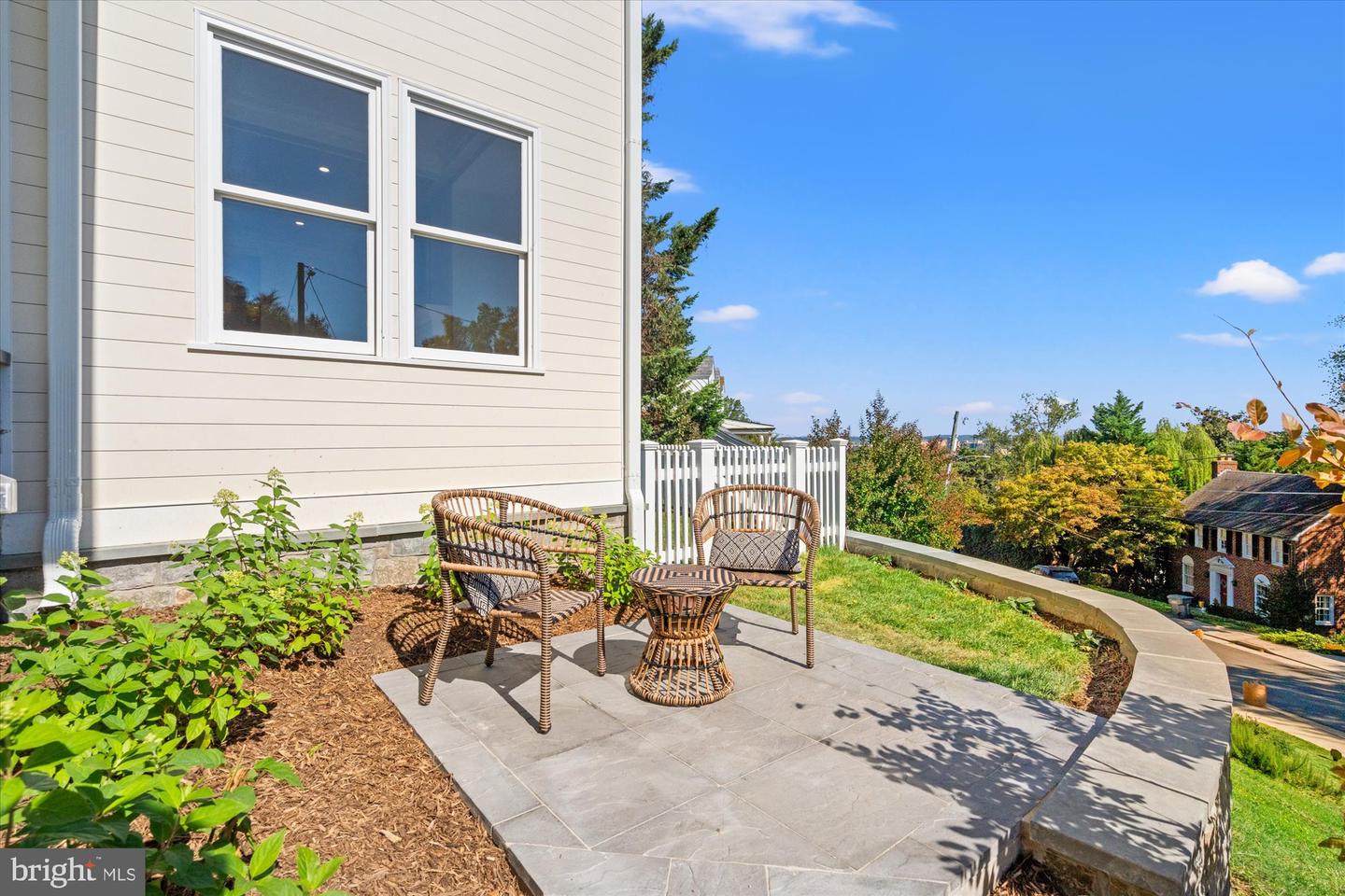1814 EDGEHILL DR, ALEXANDRIA, Virginia 22307, 6 Bedrooms Bedrooms, ,5 BathroomsBathrooms,Residential,For sale,1814 EDGEHILL DR,VAFX2270334 MLS # VAFX2270334