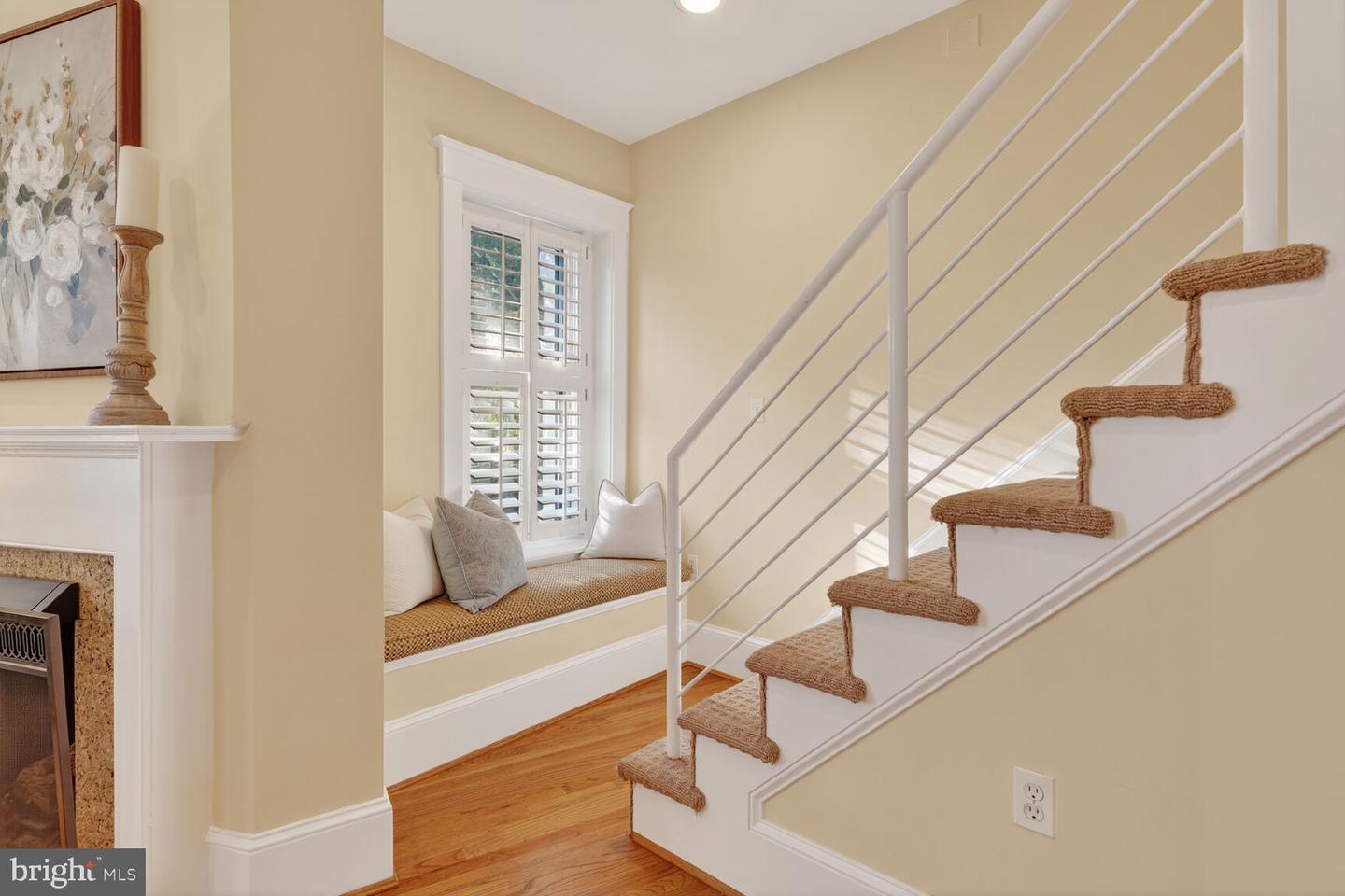 1531 31ST ST NW #4, WASHINGTON, District Of Columbia 20007, 2 Bedrooms Bedrooms, 4 Rooms Rooms,1 BathroomBathrooms,Residential,For sale,1531 31ST ST NW #4,DCDC2225122 MLS # DCDC2225122