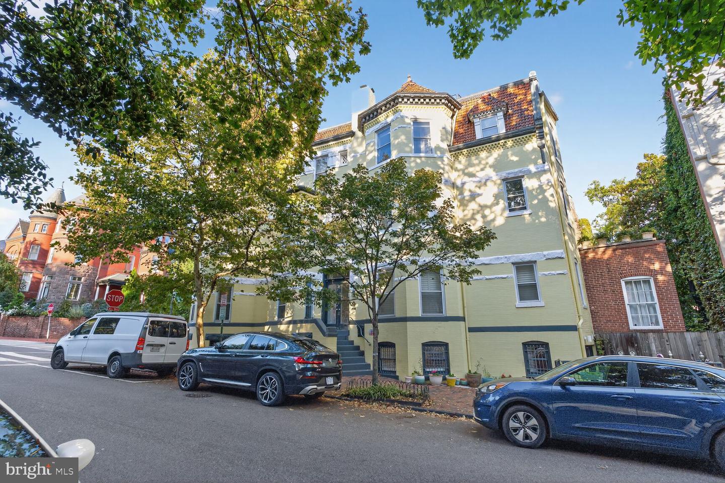 1531 31ST ST NW #4, WASHINGTON, District Of Columbia 20007, 2 Bedrooms Bedrooms, 4 Rooms Rooms,1 BathroomBathrooms,Residential,For sale,1531 31ST ST NW #4,DCDC2225122 MLS # DCDC2225122