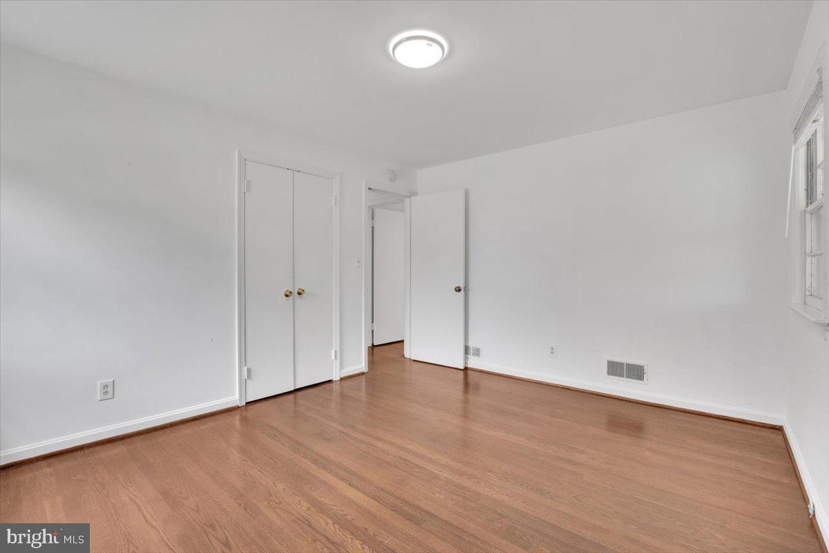 5835 LEBANON RD, ALEXANDRIA, Virginia 22310, 3 Bedrooms Bedrooms, ,1 BathroomBathrooms,Residential,For sale,5835 LEBANON RD,VAFX2270352 MLS # VAFX2270352