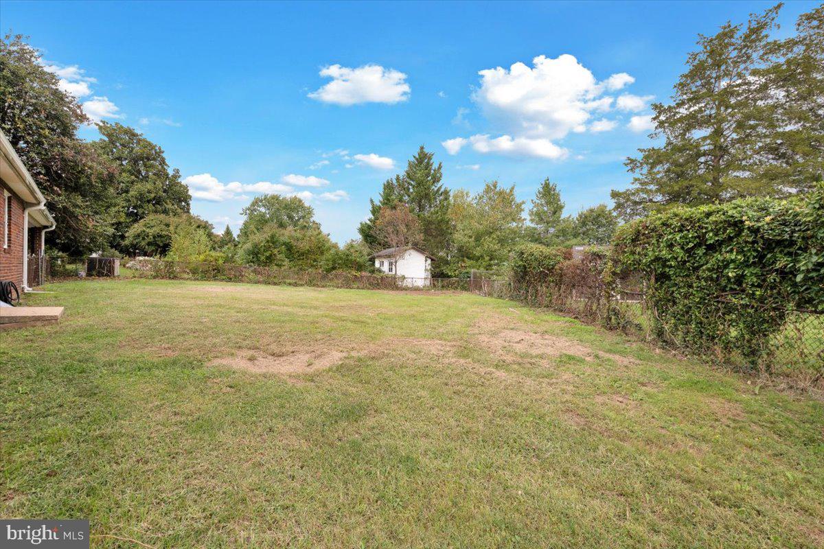 5835 LEBANON RD, ALEXANDRIA, Virginia 22310, 3 Bedrooms Bedrooms, ,1 BathroomBathrooms,Residential,For sale,5835 LEBANON RD,VAFX2270352 MLS # VAFX2270352