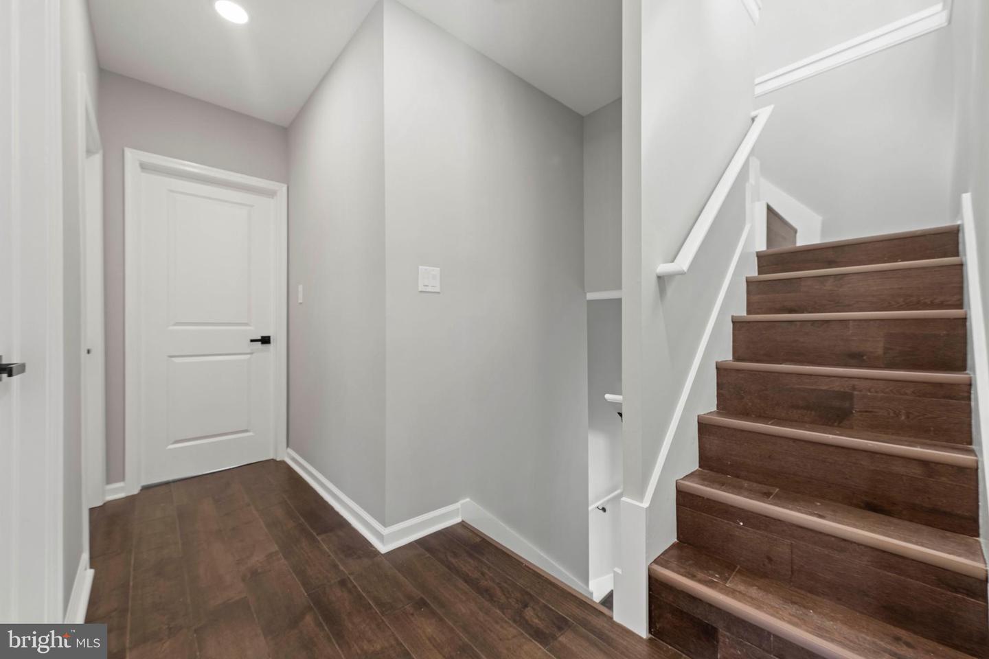 2814 RHODE ISLAND AVE NE, WASHINGTON, District Of Columbia 20018, 4 Bedrooms Bedrooms, ,4 BathroomsBathrooms,Residential,For sale,2814 RHODE ISLAND AVE NE,DCDC2225190 MLS # DCDC2225190