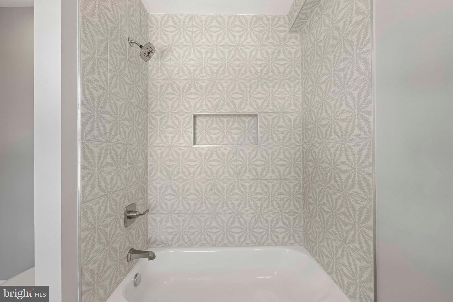 2814 RHODE ISLAND AVE NE, WASHINGTON, District Of Columbia 20018, 4 Bedrooms Bedrooms, ,4 BathroomsBathrooms,Residential,For sale,2814 RHODE ISLAND AVE NE,DCDC2225190 MLS # DCDC2225190