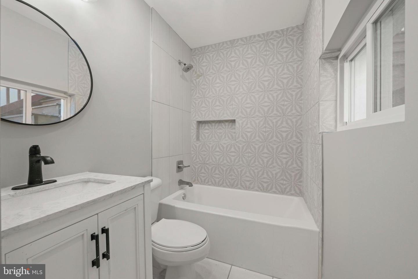 2814 RHODE ISLAND AVE NE, WASHINGTON, District Of Columbia 20018, 4 Bedrooms Bedrooms, ,4 BathroomsBathrooms,Residential,For sale,2814 RHODE ISLAND AVE NE,DCDC2225190 MLS # DCDC2225190