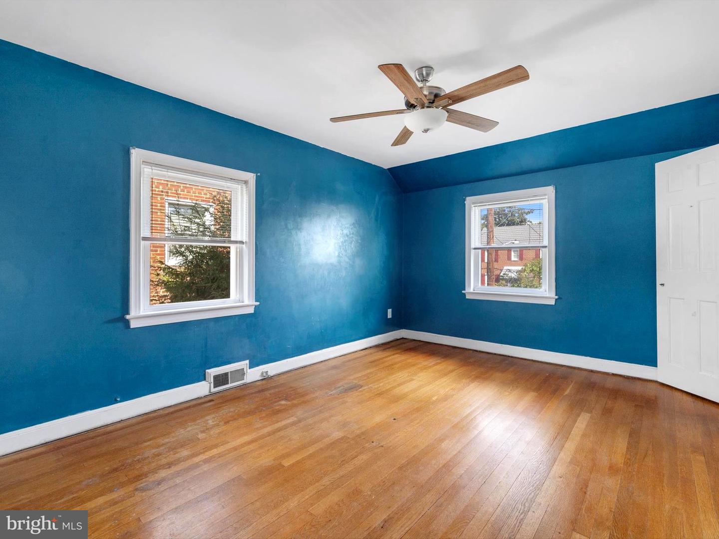 4308 19TH PL NE, WASHINGTON, District Of Columbia 20018, 3 Bedrooms Bedrooms, ,1 BathroomBathrooms,Residential,For sale,4308 19TH PL NE,DCDC2225224 MLS # DCDC2225224