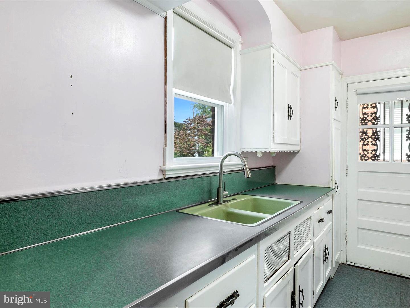4308 19TH PL NE, WASHINGTON, District Of Columbia 20018, 3 Bedrooms Bedrooms, ,1 BathroomBathrooms,Residential,For sale,4308 19TH PL NE,DCDC2225224 MLS # DCDC2225224