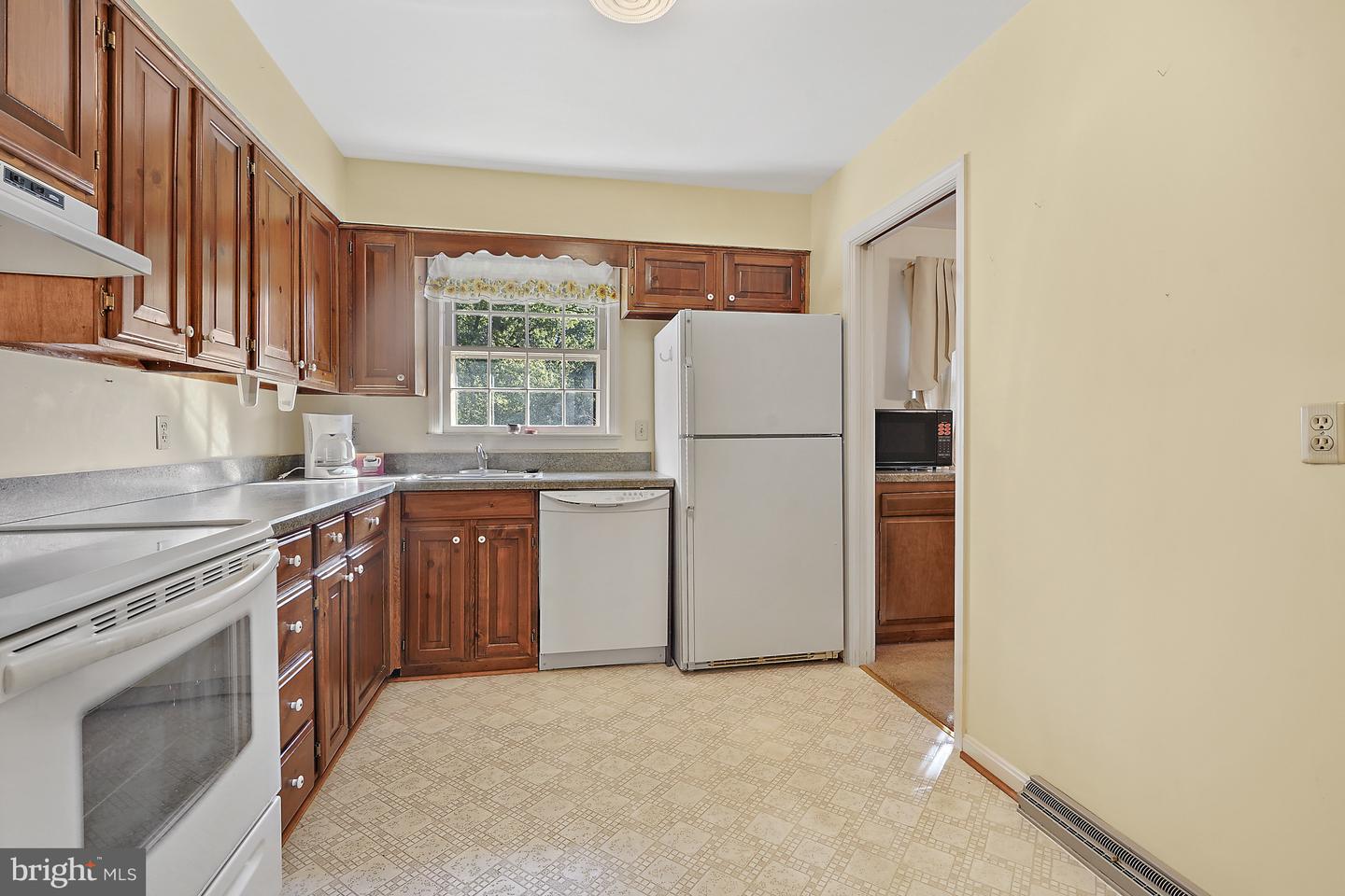 100 LOMBARDY DR, FREDERICKSBURG, Virginia 22408, 3 Bedrooms Bedrooms, ,2 BathroomsBathrooms,Residential,For sale,100 LOMBARDY DR,VASP2036644 MLS # VASP2036644