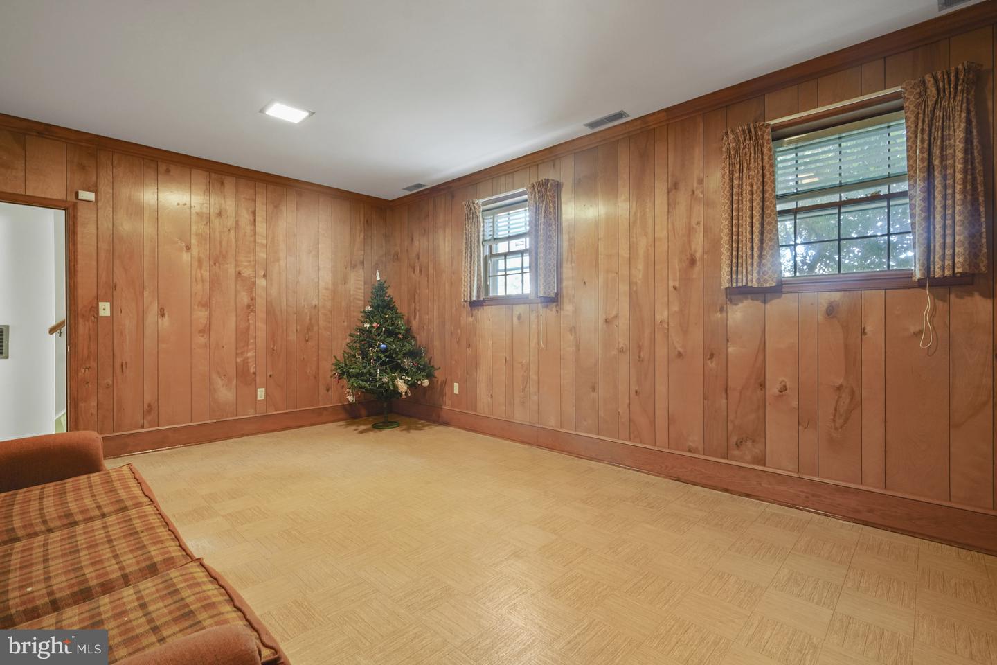 100 LOMBARDY DR, FREDERICKSBURG, Virginia 22408, 3 Bedrooms Bedrooms, ,2 BathroomsBathrooms,Residential,For sale,100 LOMBARDY DR,VASP2036644 MLS # VASP2036644