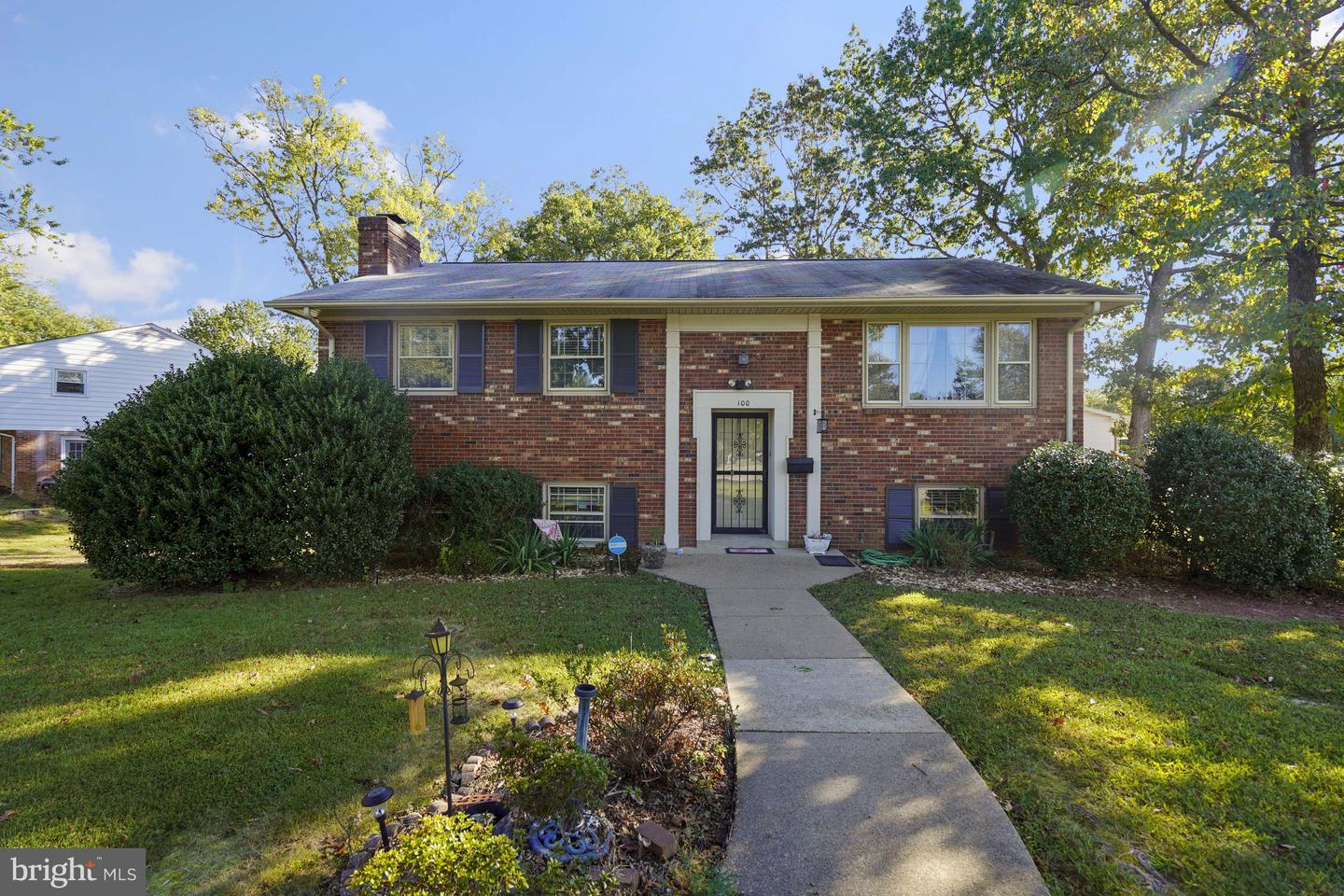 100 LOMBARDY DR, FREDERICKSBURG, Virginia 22408, 3 Bedrooms Bedrooms, ,2 BathroomsBathrooms,Residential,For sale,100 LOMBARDY DR,VASP2036644 MLS # VASP2036644