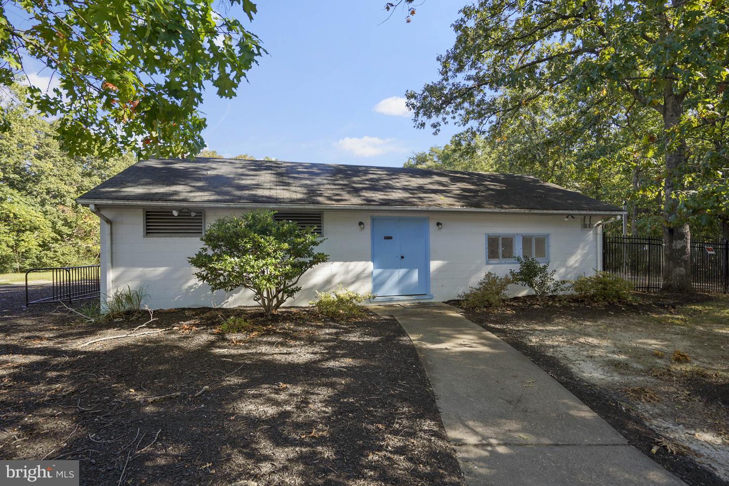 100 LOMBARDY DR, FREDERICKSBURG, Virginia 22408, 3 Bedrooms Bedrooms, ,2 BathroomsBathrooms,Residential,For sale,100 LOMBARDY DR,VASP2036644 MLS # VASP2036644