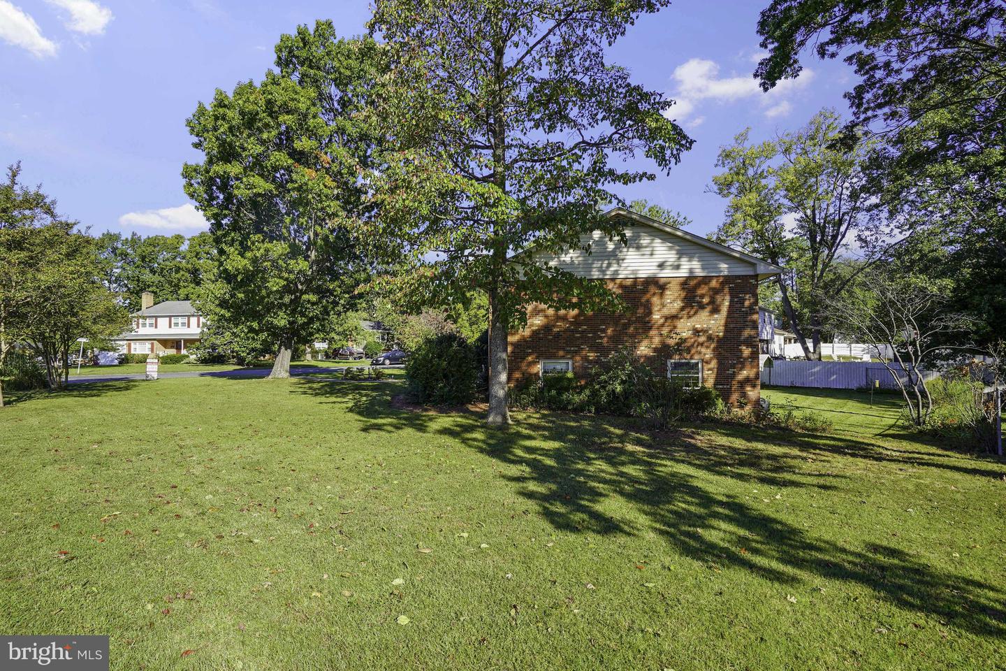 100 LOMBARDY DR, FREDERICKSBURG, Virginia 22408, 3 Bedrooms Bedrooms, ,2 BathroomsBathrooms,Residential,For sale,100 LOMBARDY DR,VASP2036644 MLS # VASP2036644