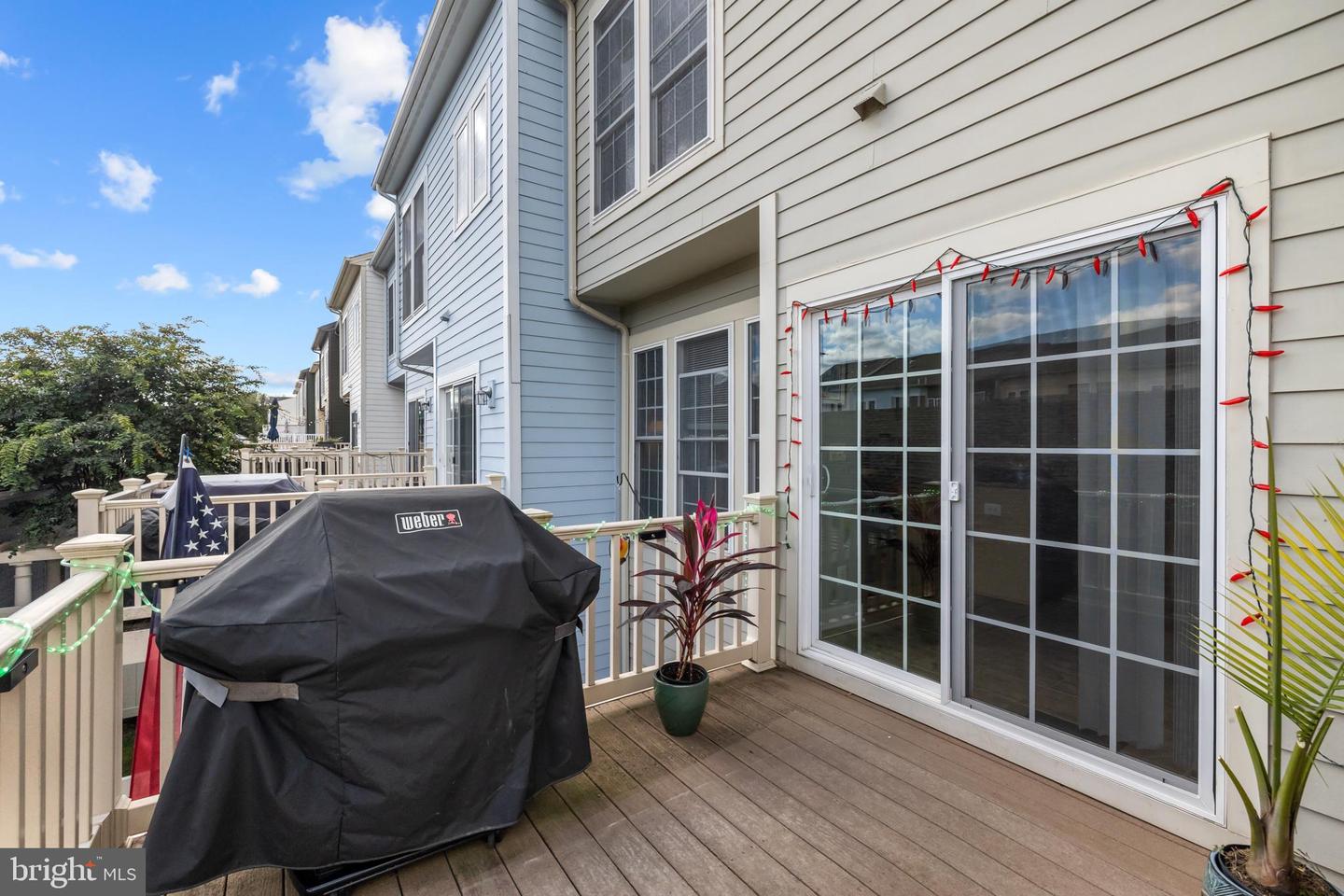 169 GREAT LAUREL SQ SE, LEESBURG, Virginia 20175, 3 Bedrooms Bedrooms, 12 Rooms Rooms,3 BathroomsBathrooms,Residential,For sale,169 GREAT LAUREL SQ SE,VALO2108206 MLS # VALO2108206