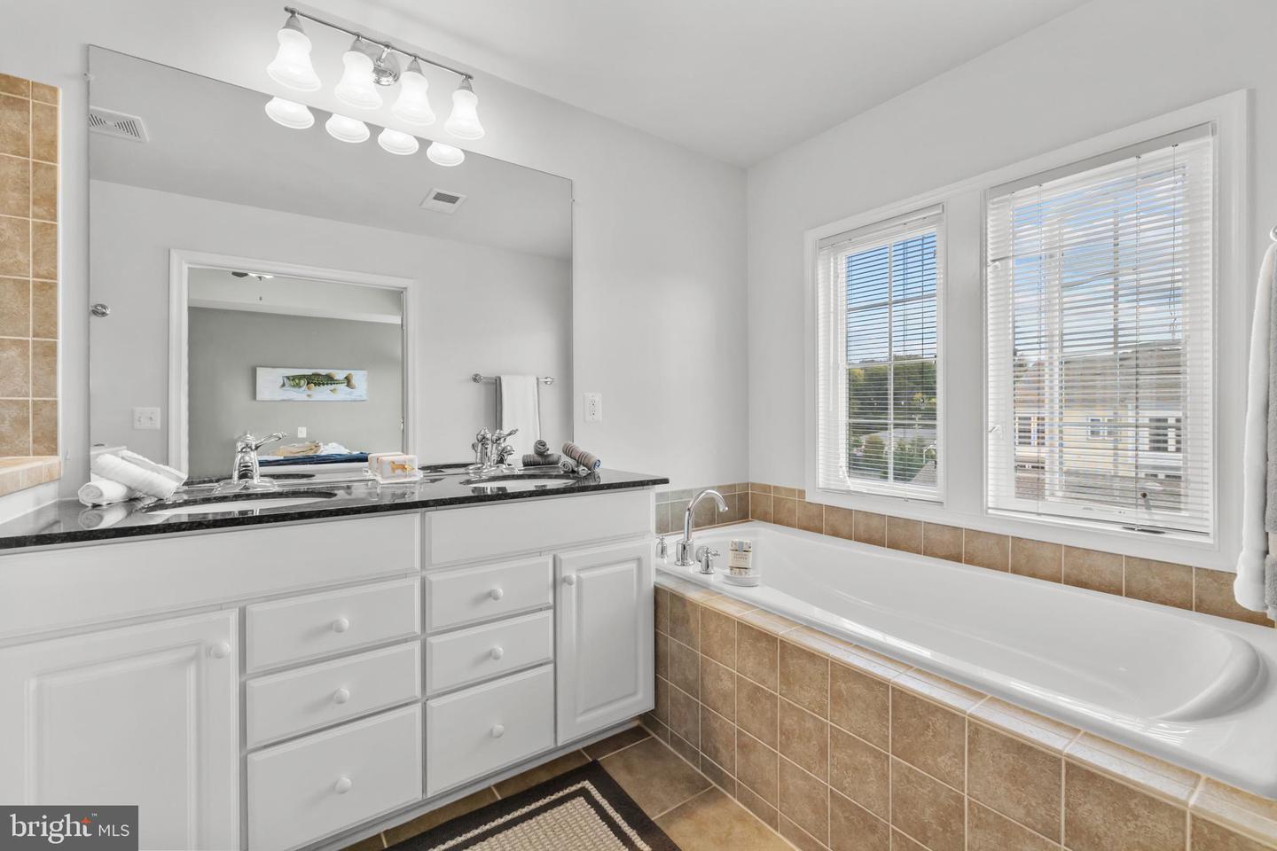 169 GREAT LAUREL SQ SE, LEESBURG, Virginia 20175, 3 Bedrooms Bedrooms, 12 Rooms Rooms,3 BathroomsBathrooms,Residential,For sale,169 GREAT LAUREL SQ SE,VALO2108206 MLS # VALO2108206