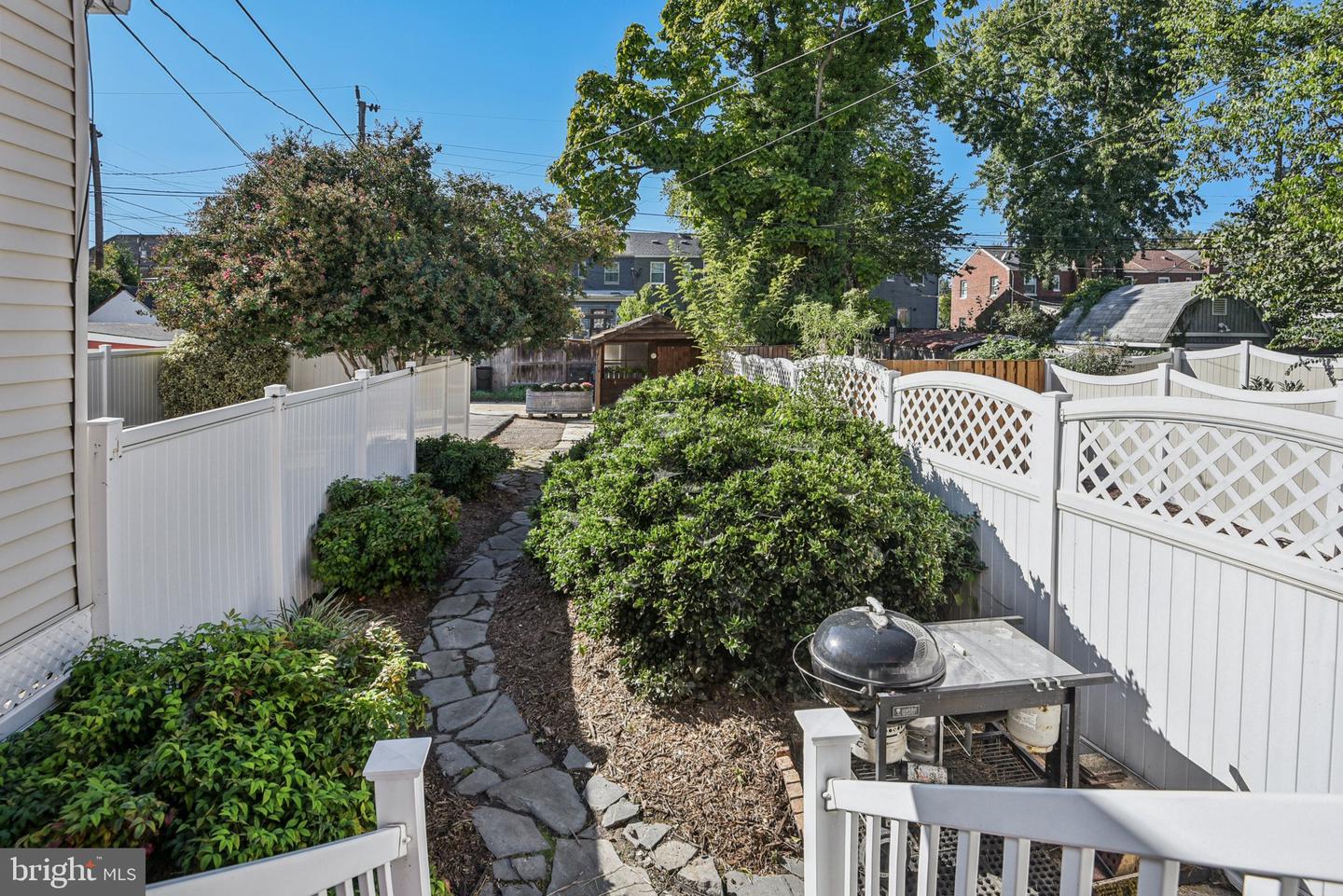 729 S FAYETTE ST S, ALEXANDRIA, Virginia 22314, 2 Bedrooms Bedrooms, 4 Rooms Rooms,1 BathroomBathrooms,Residential,For sale,729 S FAYETTE ST S,VAAX2050526 MLS # VAAX2050526