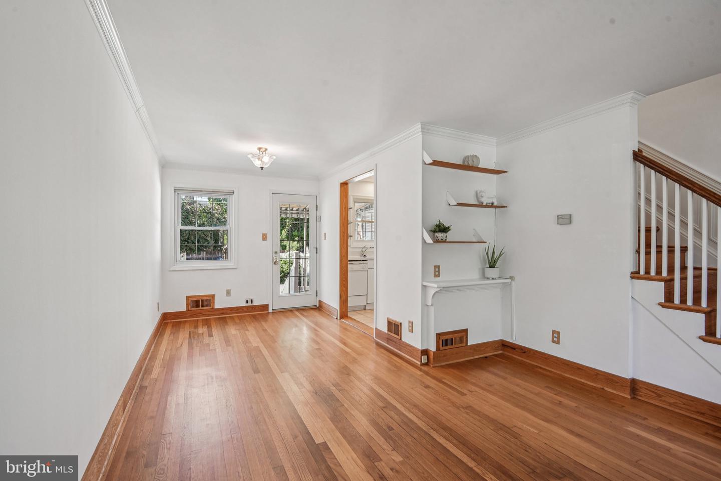 729 S FAYETTE ST S, ALEXANDRIA, Virginia 22314, 2 Bedrooms Bedrooms, 4 Rooms Rooms,1 BathroomBathrooms,Residential,For sale,729 S FAYETTE ST S,VAAX2050526 MLS # VAAX2050526