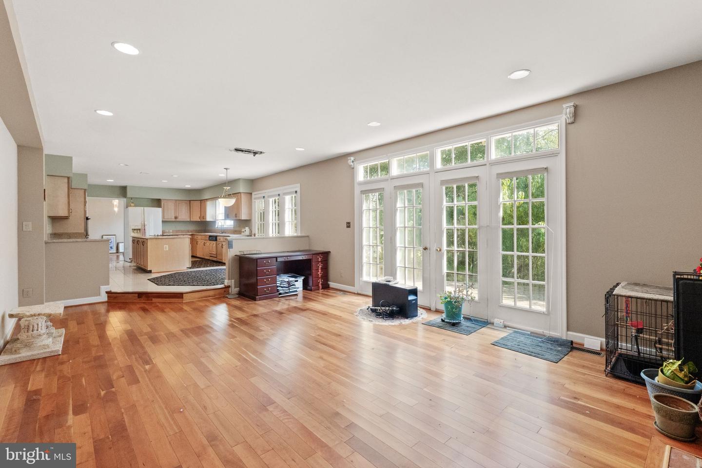 15409 EAGLE TAVERN LN, CENTREVILLE, Virginia 20120, 4 Bedrooms Bedrooms, ,3 BathroomsBathrooms,Residential,For sale,15409 EAGLE TAVERN LN,VAFX2272934 MLS # VAFX2272934