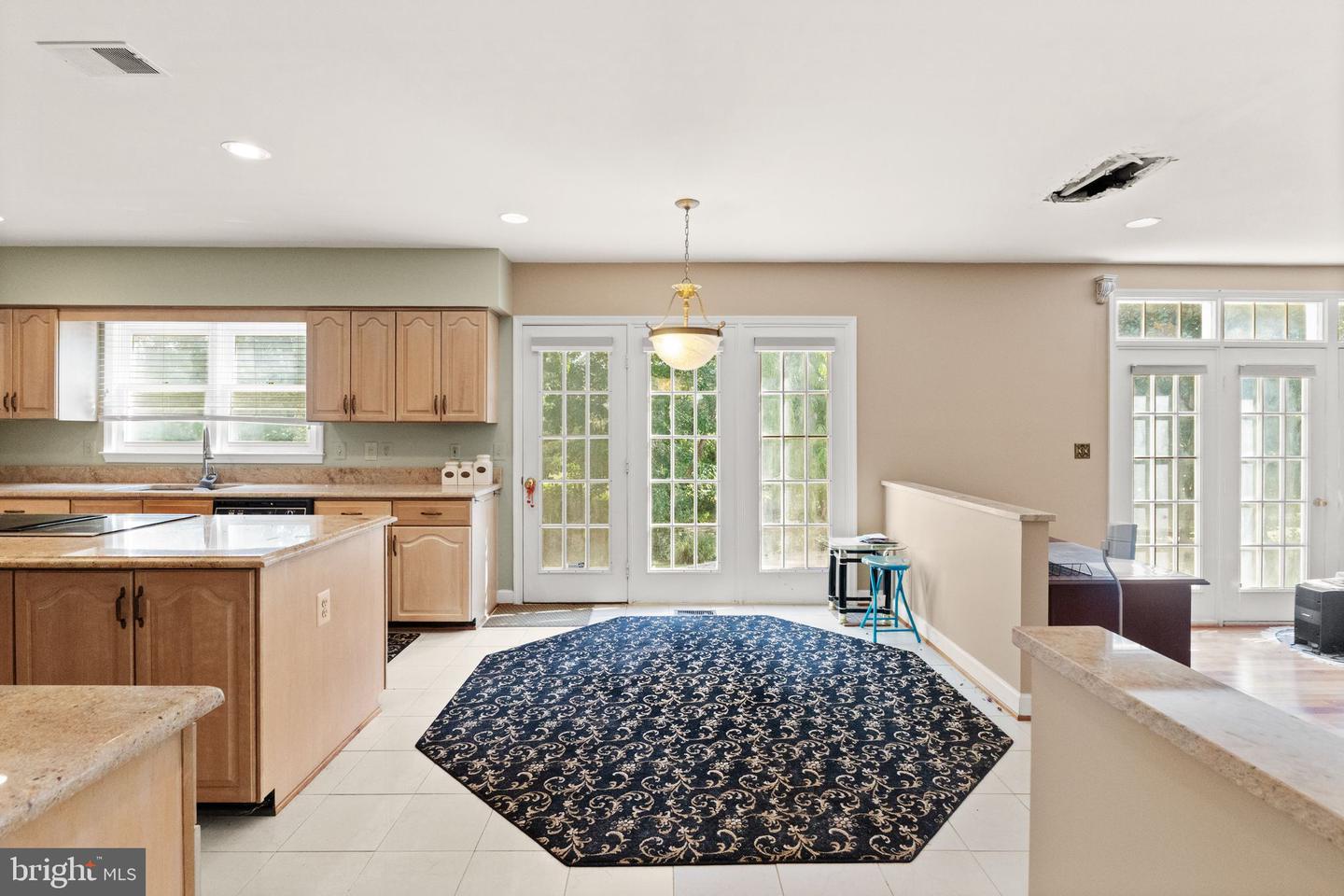 15409 EAGLE TAVERN LN, CENTREVILLE, Virginia 20120, 4 Bedrooms Bedrooms, ,3 BathroomsBathrooms,Residential,For sale,15409 EAGLE TAVERN LN,VAFX2272934 MLS # VAFX2272934