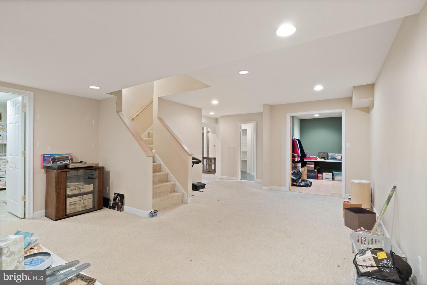 15409 EAGLE TAVERN LN, CENTREVILLE, Virginia 20120, 4 Bedrooms Bedrooms, ,3 BathroomsBathrooms,Residential,For sale,15409 EAGLE TAVERN LN,VAFX2272934 MLS # VAFX2272934