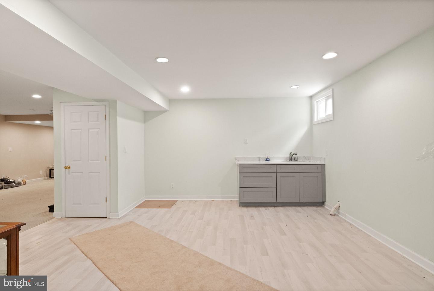 15409 EAGLE TAVERN LN, CENTREVILLE, Virginia 20120, 4 Bedrooms Bedrooms, ,3 BathroomsBathrooms,Residential,For sale,15409 EAGLE TAVERN LN,VAFX2272934 MLS # VAFX2272934
