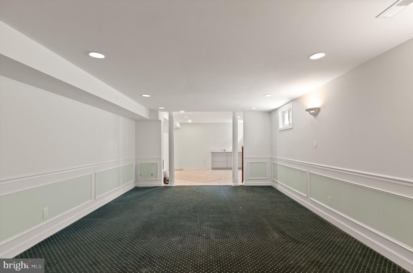 15409 EAGLE TAVERN LN, CENTREVILLE, Virginia 20120, 4 Bedrooms Bedrooms, ,3 BathroomsBathrooms,Residential,For sale,15409 EAGLE TAVERN LN,VAFX2272934 MLS # VAFX2272934