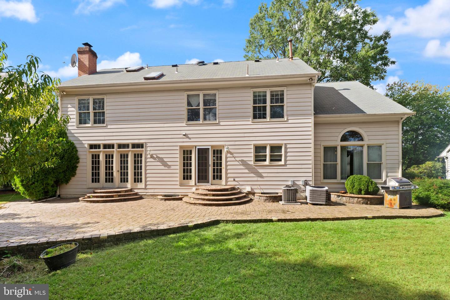 15409 EAGLE TAVERN LN, CENTREVILLE, Virginia 20120, 4 Bedrooms Bedrooms, ,3 BathroomsBathrooms,Residential,For sale,15409 EAGLE TAVERN LN,VAFX2272934 MLS # VAFX2272934