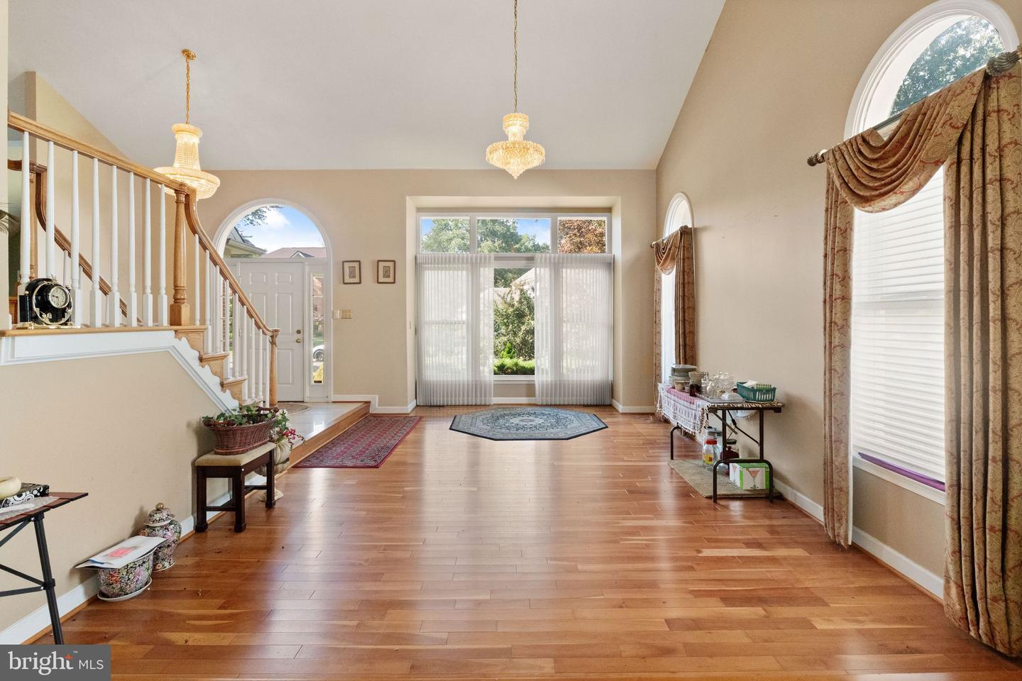 15409 EAGLE TAVERN LN, CENTREVILLE, Virginia 20120, 4 Bedrooms Bedrooms, ,3 BathroomsBathrooms,Residential,For sale,15409 EAGLE TAVERN LN,VAFX2272934 MLS # VAFX2272934