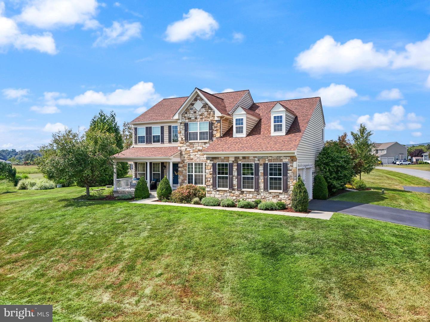 36483 WINDING OAK PL, PURCELLVILLE, Virginia 20132, 5 Bedrooms Bedrooms, ,3 BathroomsBathrooms,Residential,For sale,36483 WINDING OAK PL,VALO2108334 MLS # VALO2108334