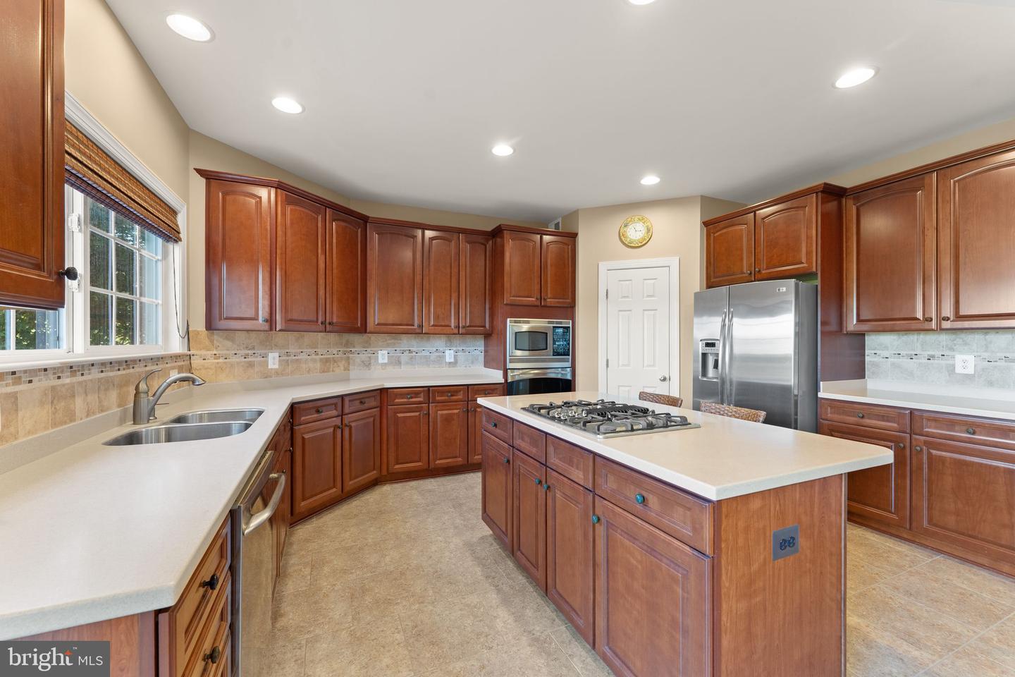 36483 WINDING OAK PL, PURCELLVILLE, Virginia 20132, 5 Bedrooms Bedrooms, ,3 BathroomsBathrooms,Residential,For sale,36483 WINDING OAK PL,VALO2108334 MLS # VALO2108334