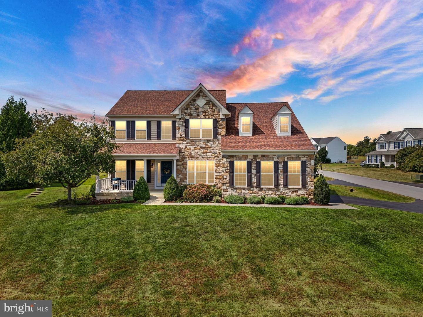 36483 WINDING OAK PL, PURCELLVILLE, Virginia 20132, 5 Bedrooms Bedrooms, ,3 BathroomsBathrooms,Residential,For sale,36483 WINDING OAK PL,VALO2108334 MLS # VALO2108334