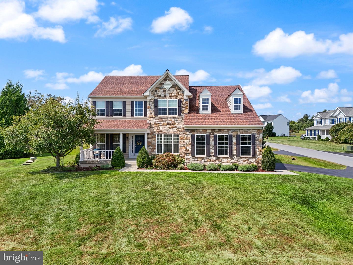 36483 WINDING OAK PL, PURCELLVILLE, Virginia 20132, 5 Bedrooms Bedrooms, ,3 BathroomsBathrooms,Residential,For sale,36483 WINDING OAK PL,VALO2108334 MLS # VALO2108334