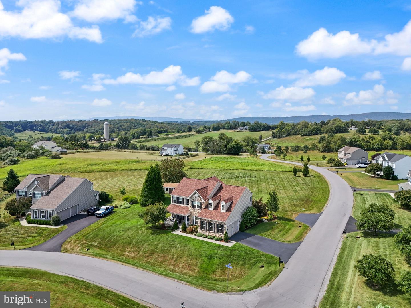 36483 WINDING OAK PL, PURCELLVILLE, Virginia 20132, 5 Bedrooms Bedrooms, ,3 BathroomsBathrooms,Residential,For sale,36483 WINDING OAK PL,VALO2108334 MLS # VALO2108334