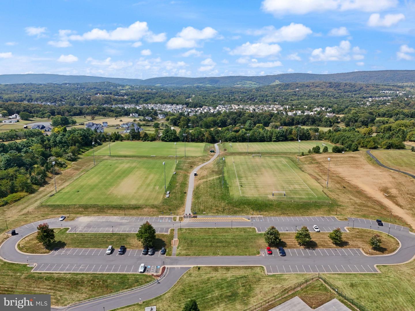 36483 WINDING OAK PL, PURCELLVILLE, Virginia 20132, 5 Bedrooms Bedrooms, ,3 BathroomsBathrooms,Residential,For sale,36483 WINDING OAK PL,VALO2108334 MLS # VALO2108334