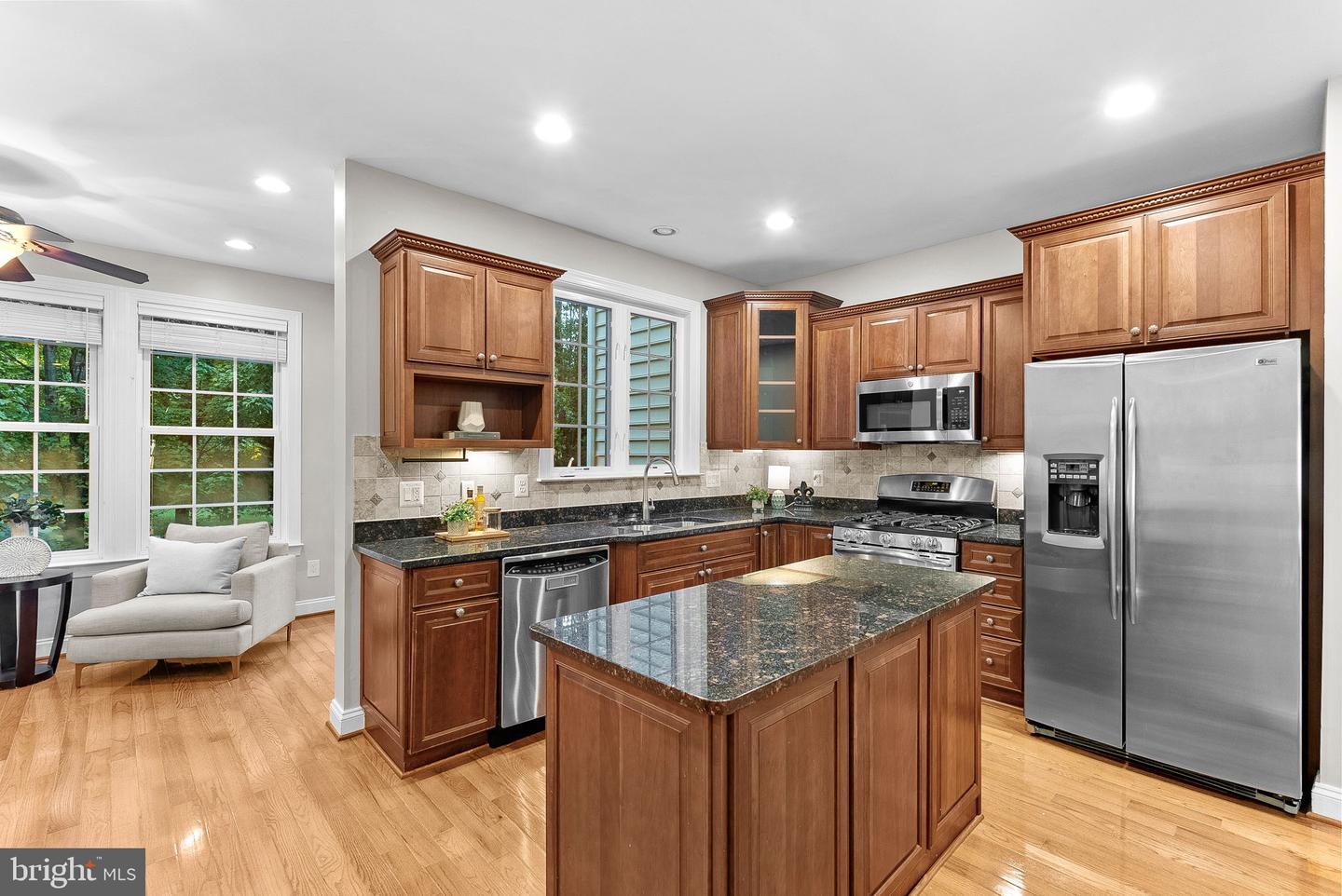 20368 CENTER BROOK SQ, STERLING, Virginia 20165, 3 Bedrooms Bedrooms, ,2 BathroomsBathrooms,Residential,For sale,20368 CENTER BROOK SQ,VALO2108386 MLS # VALO2108386