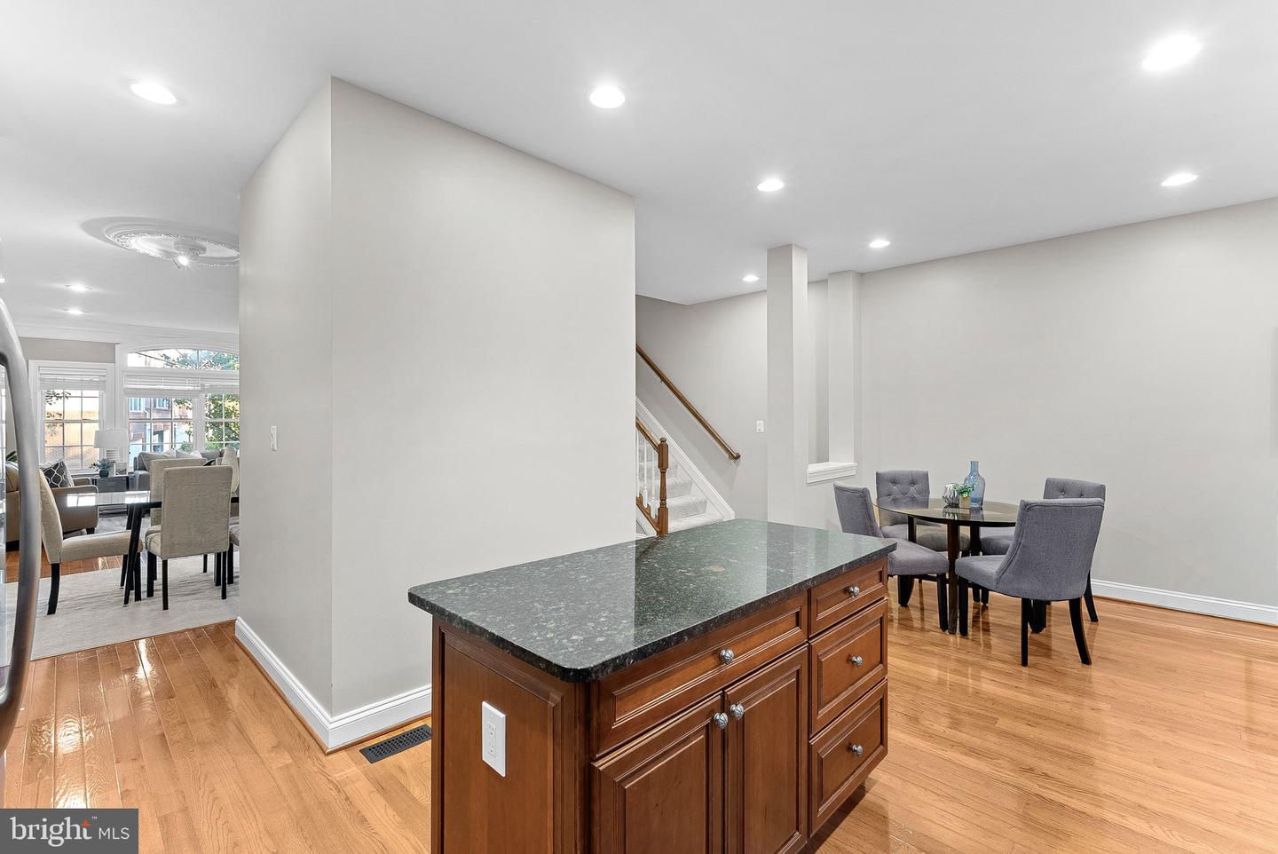 20368 CENTER BROOK SQ, STERLING, Virginia 20165, 3 Bedrooms Bedrooms, ,2 BathroomsBathrooms,Residential,For sale,20368 CENTER BROOK SQ,VALO2108386 MLS # VALO2108386