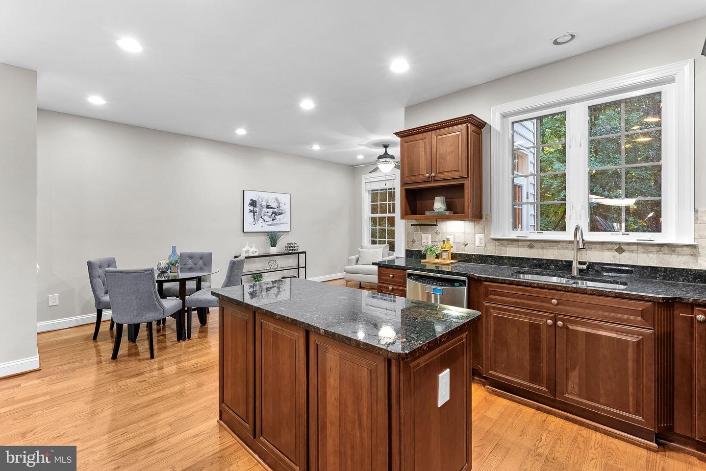 20368 CENTER BROOK SQ, STERLING, Virginia 20165, 3 Bedrooms Bedrooms, ,2 BathroomsBathrooms,Residential,For sale,20368 CENTER BROOK SQ,VALO2108386 MLS # VALO2108386