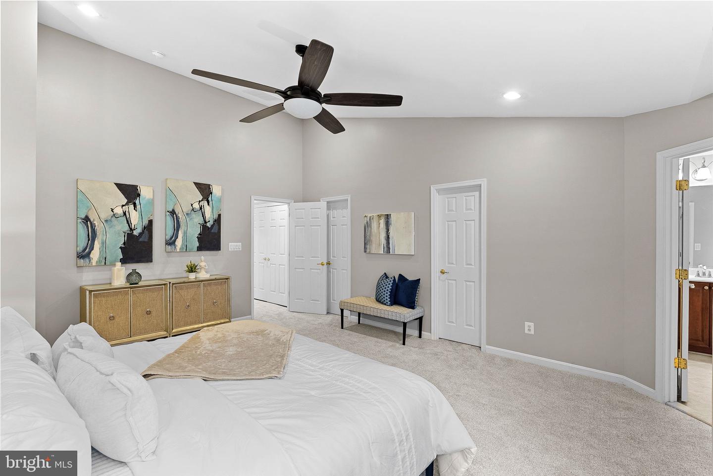 20368 CENTER BROOK SQ, STERLING, Virginia 20165, 3 Bedrooms Bedrooms, ,2 BathroomsBathrooms,Residential,For sale,20368 CENTER BROOK SQ,VALO2108386 MLS # VALO2108386
