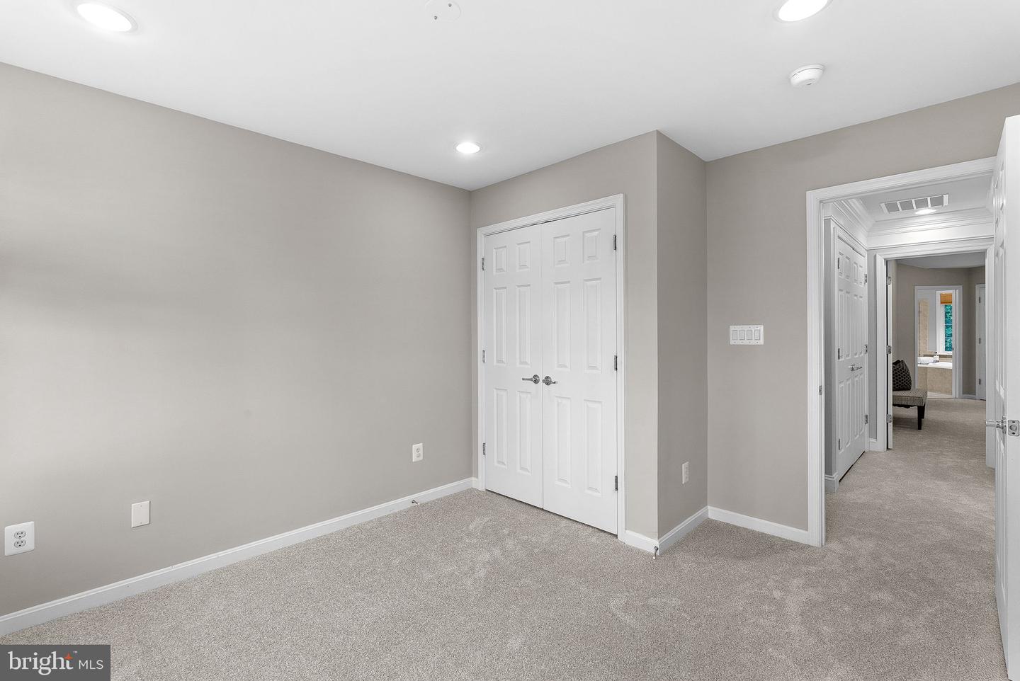 20368 CENTER BROOK SQ, STERLING, Virginia 20165, 3 Bedrooms Bedrooms, ,2 BathroomsBathrooms,Residential,For sale,20368 CENTER BROOK SQ,VALO2108386 MLS # VALO2108386