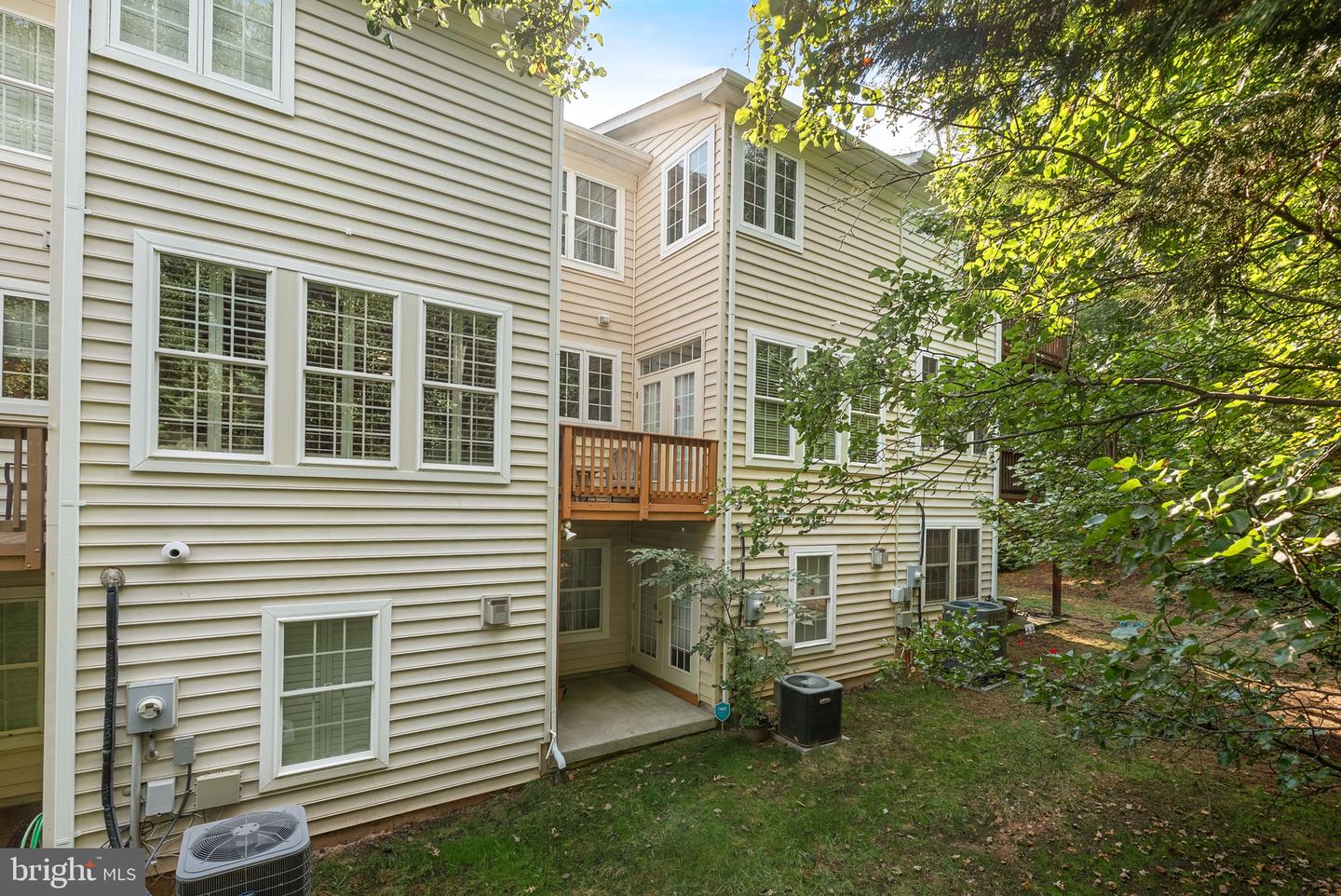 20368 CENTER BROOK SQ, STERLING, Virginia 20165, 3 Bedrooms Bedrooms, ,2 BathroomsBathrooms,Residential,For sale,20368 CENTER BROOK SQ,VALO2108386 MLS # VALO2108386
