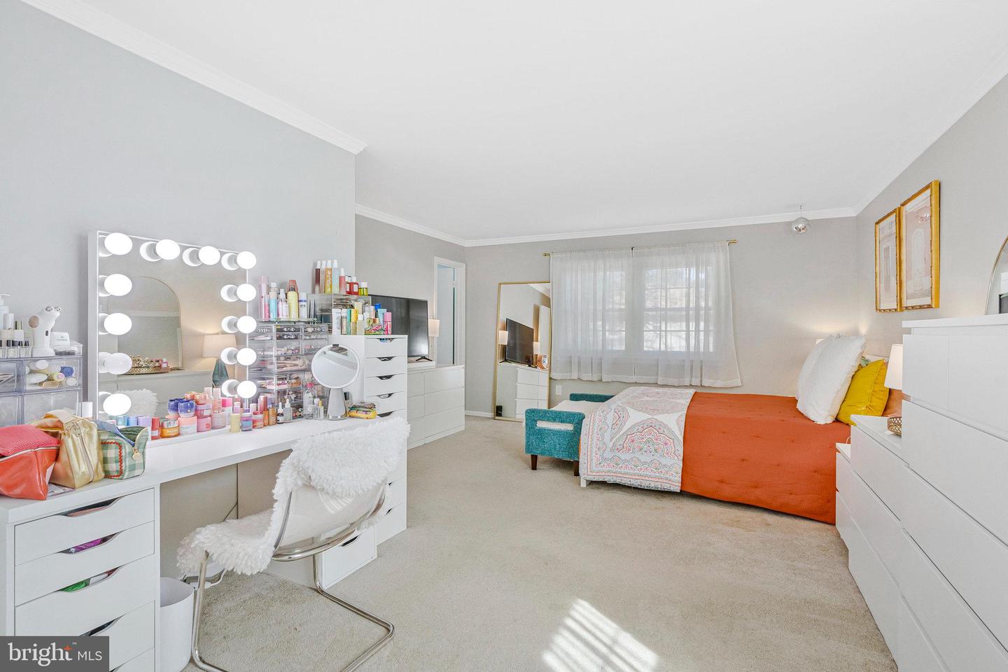 10808 STANHOPE PL, FAIRFAX, Virginia 22032, 3 Bedrooms Bedrooms, 12 Rooms Rooms,2 BathroomsBathrooms,Residential,For sale,10808 STANHOPE PL,VAFX2273148 MLS # VAFX2273148