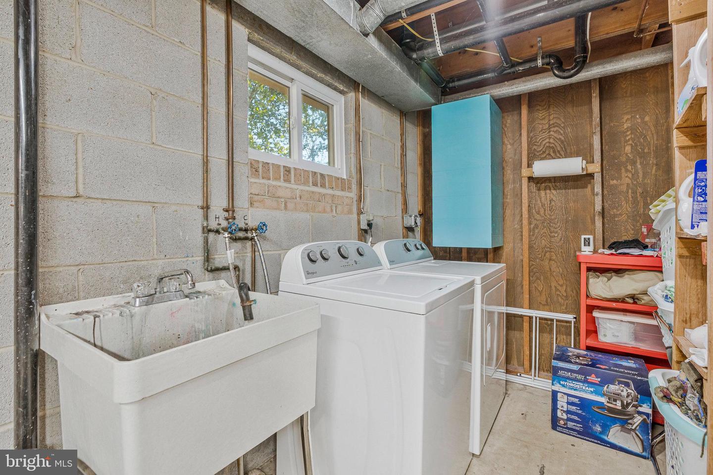 10808 STANHOPE PL, FAIRFAX, Virginia 22032, 3 Bedrooms Bedrooms, 12 Rooms Rooms,2 BathroomsBathrooms,Residential,For sale,10808 STANHOPE PL,VAFX2273148 MLS # VAFX2273148