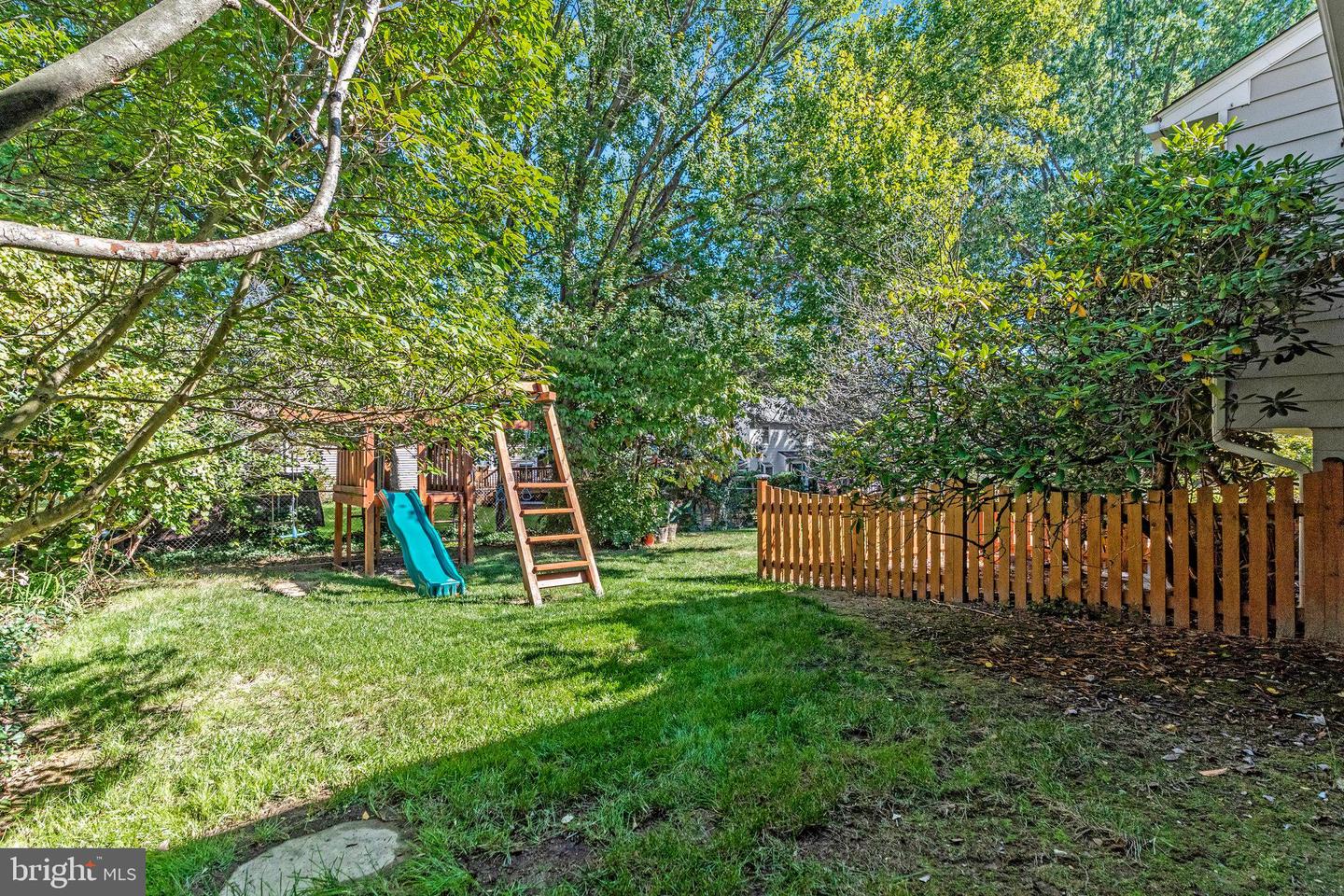 10808 STANHOPE PL, FAIRFAX, Virginia 22032, 3 Bedrooms Bedrooms, 12 Rooms Rooms,2 BathroomsBathrooms,Residential,For sale,10808 STANHOPE PL,VAFX2273148 MLS # VAFX2273148