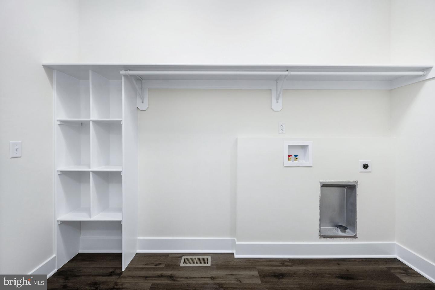 564 CURRIOMAN DR, MONTROSS, Virginia 22520, 3 Bedrooms Bedrooms, ,2 BathroomsBathrooms,Residential,For sale,564 CURRIOMAN DR,VAWE2009898 MLS # VAWE2009898